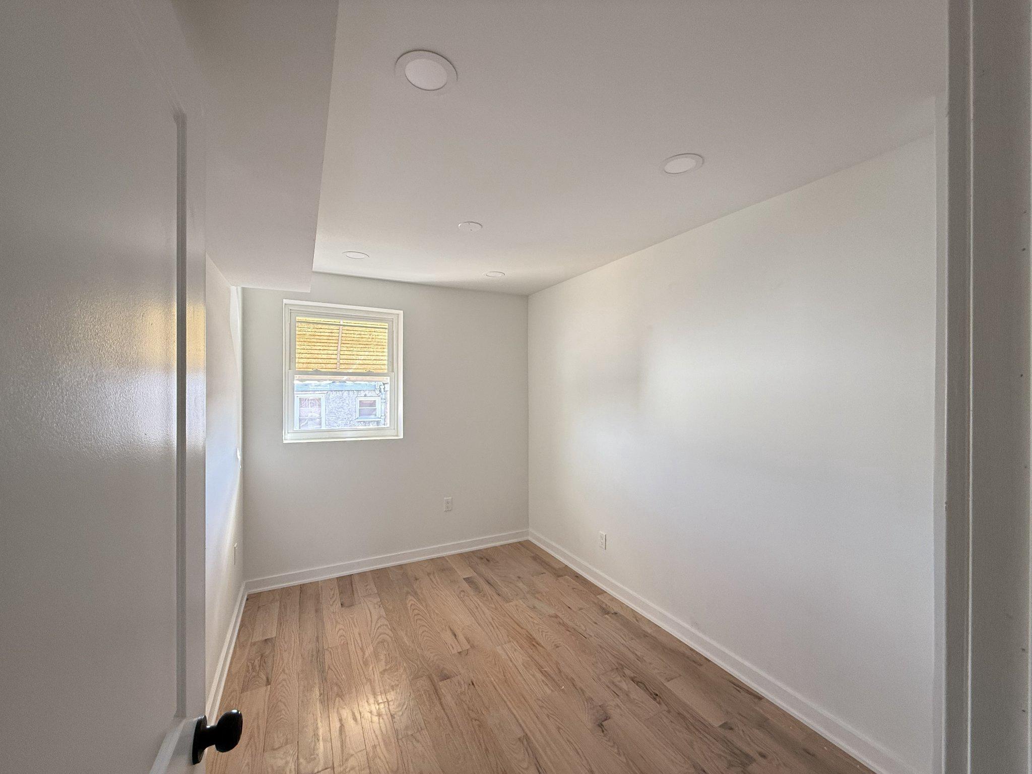 PORT RICHMOND - Residential