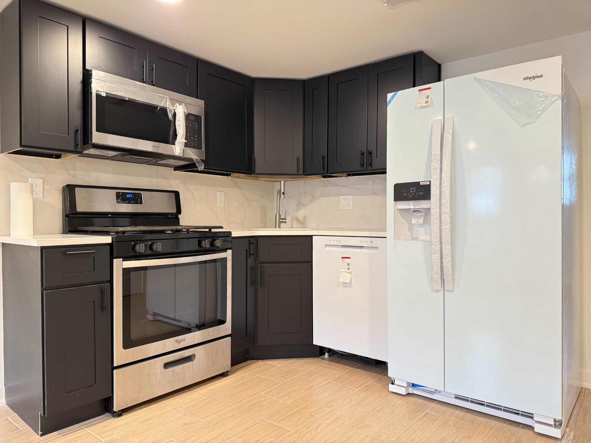 PORT RICHMOND - Residential