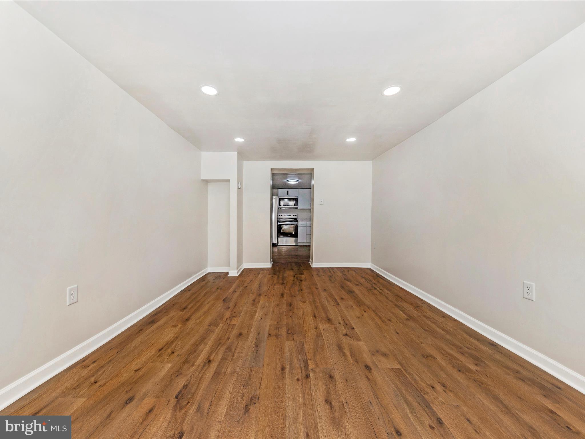 WILLIAMSPORT - Residential