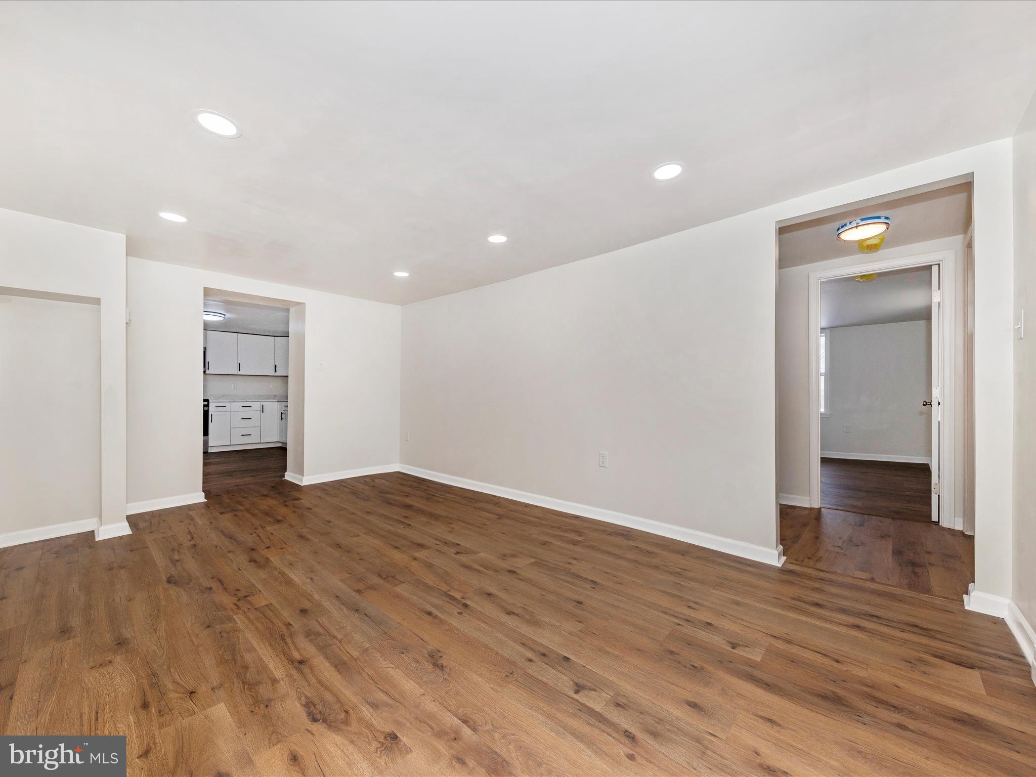 WILLIAMSPORT - Residential