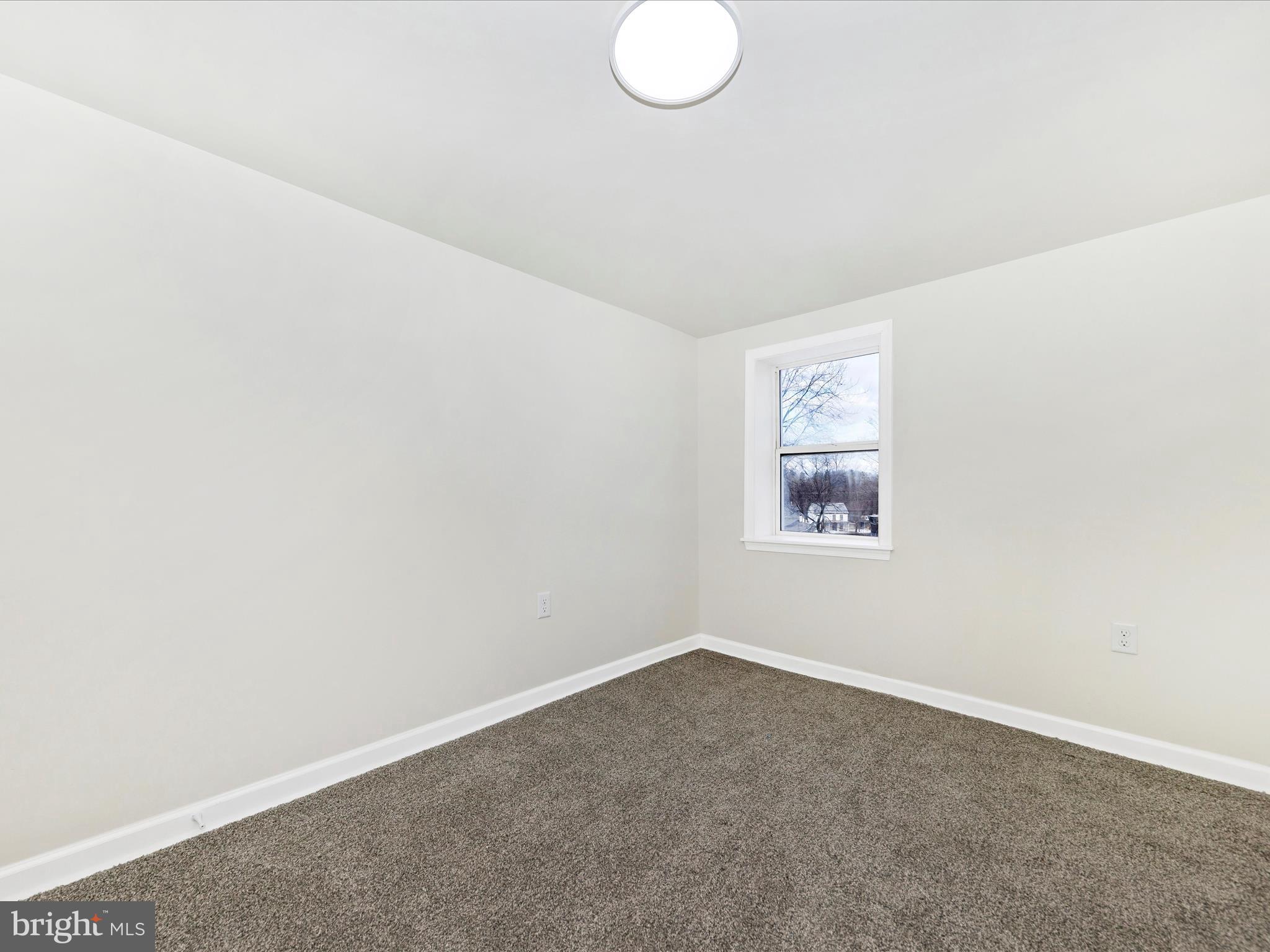 WILLIAMSPORT - Residential