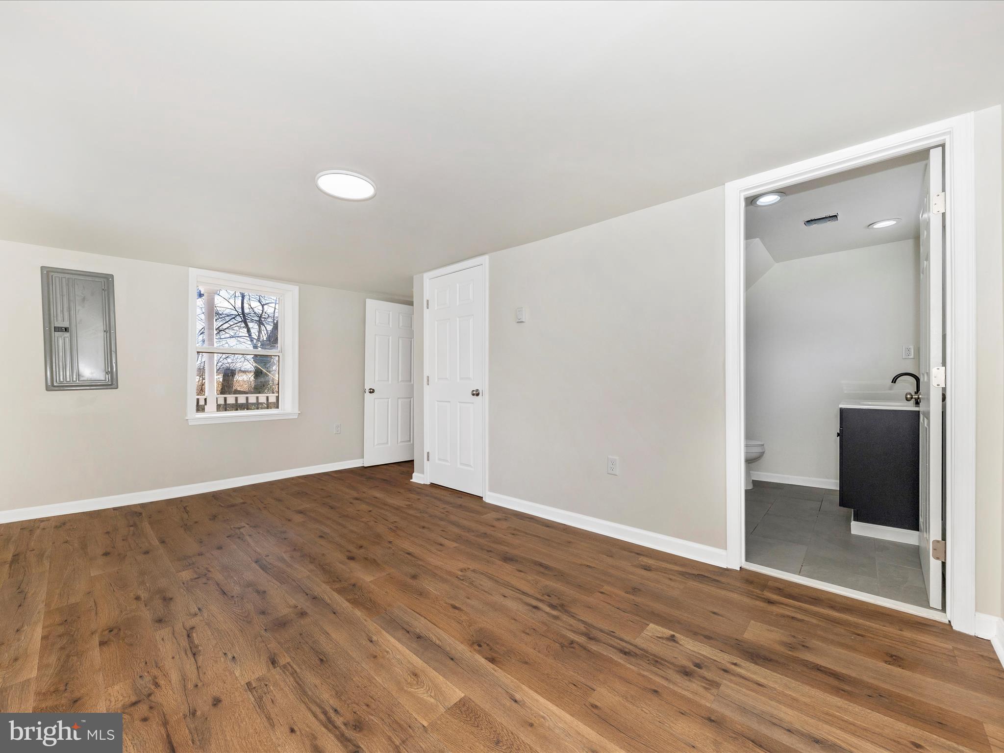 WILLIAMSPORT - Residential