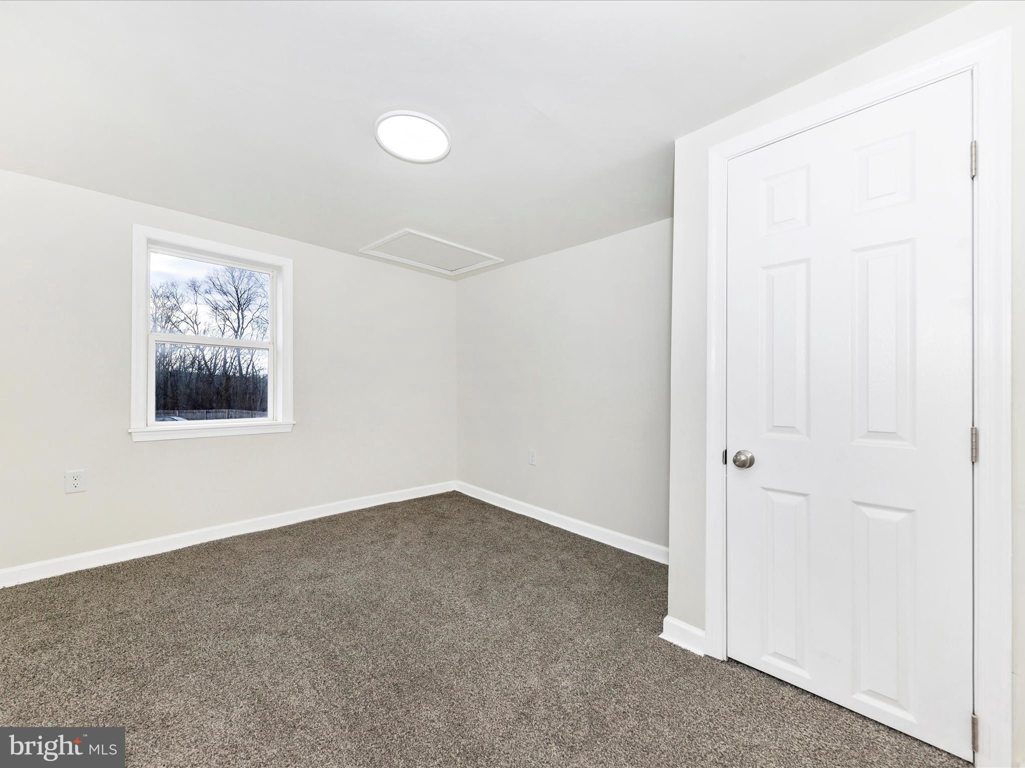 WILLIAMSPORT - Residential