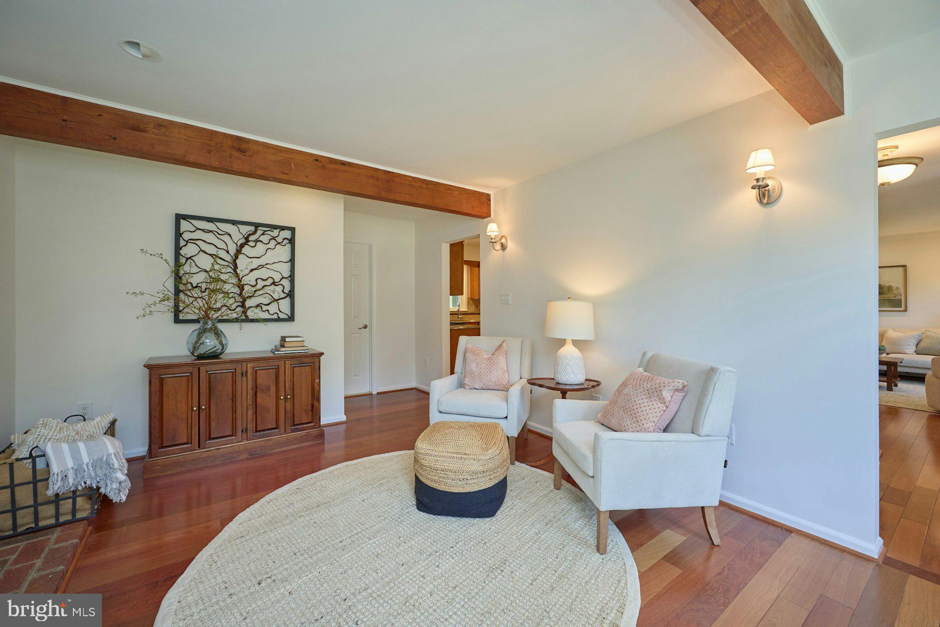 SIGNAL HILL - Residential