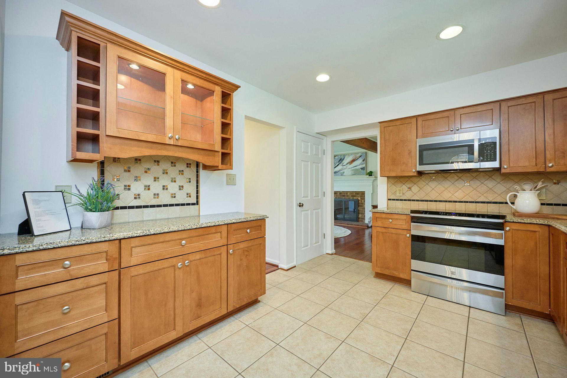 SIGNAL HILL - Residential