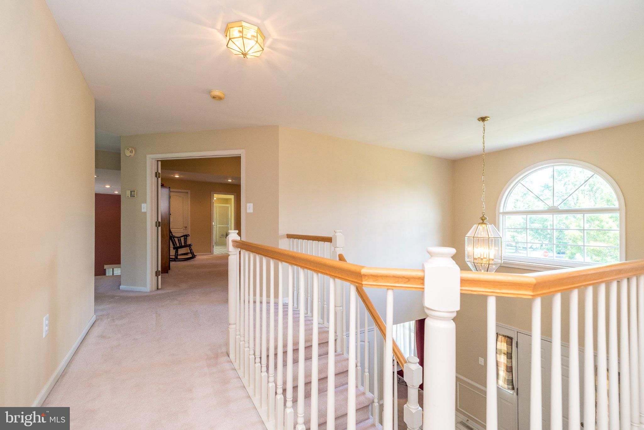 PIN OAKS ESTS - Residential