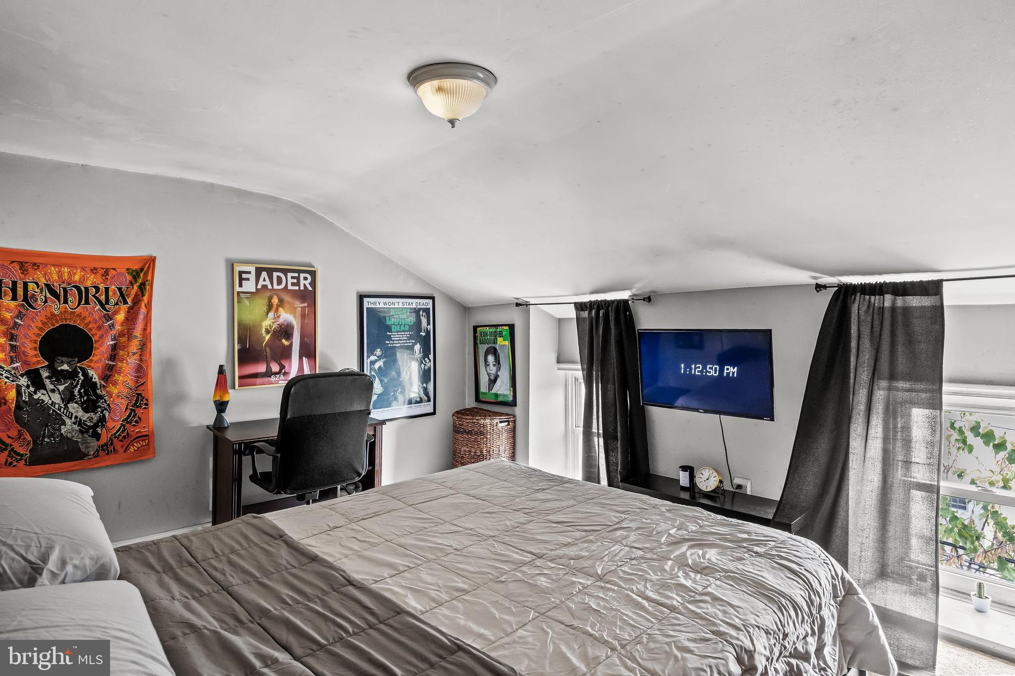 EAST FALLS - Residential