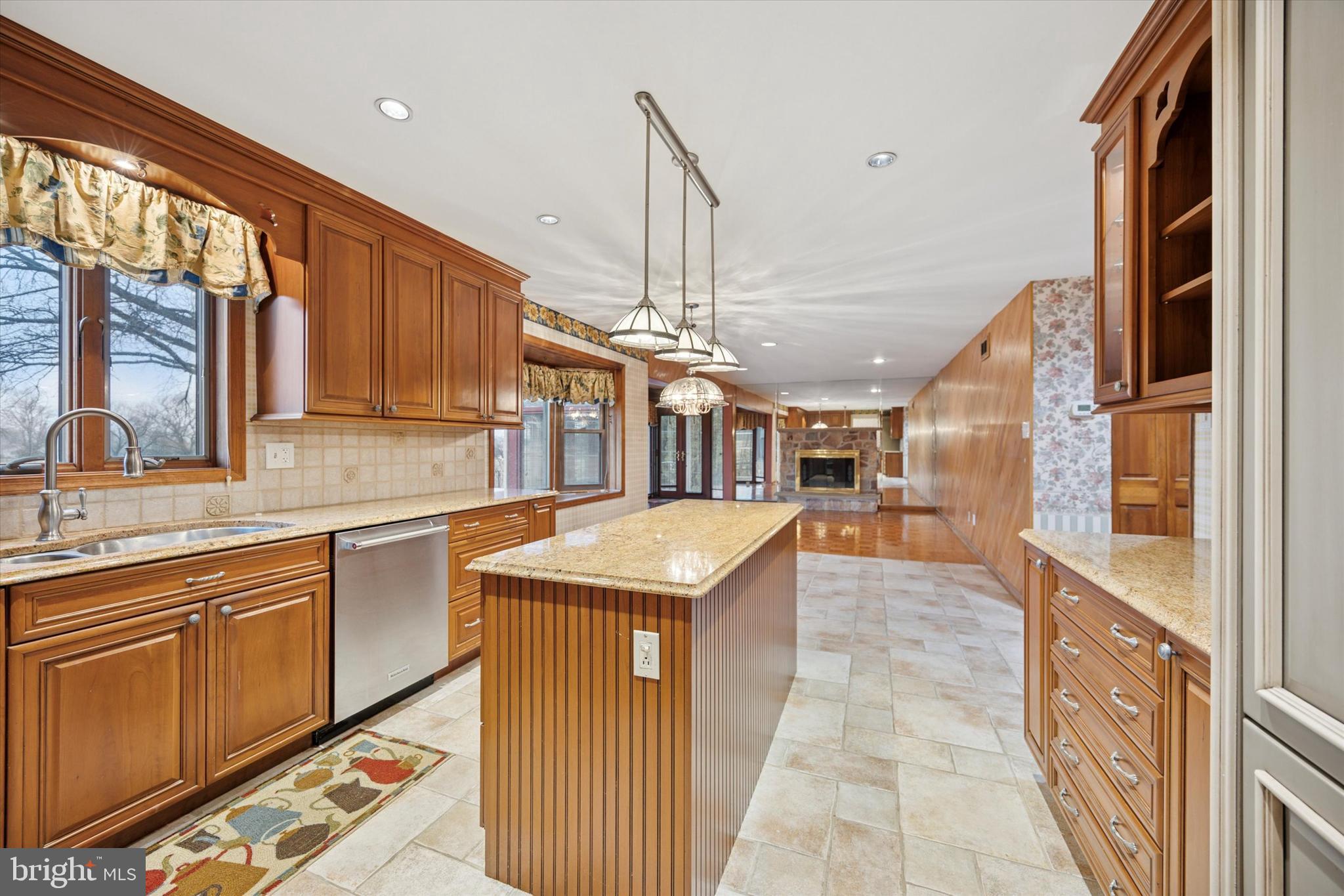 SOVEREIGN ESTATES - Residential