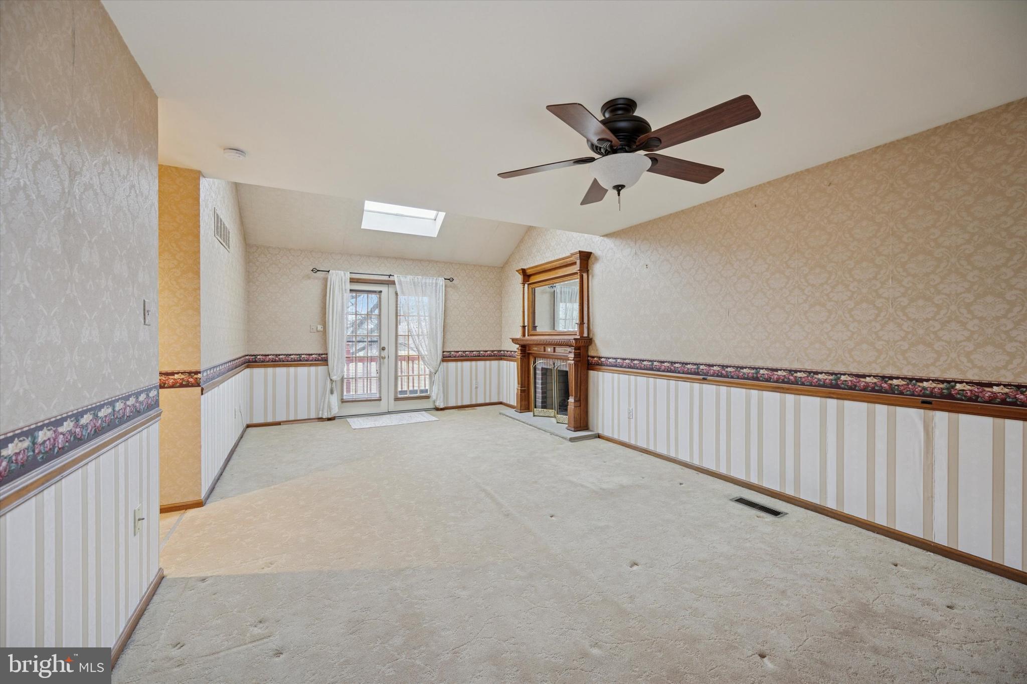 SOVEREIGN ESTATES - Residential