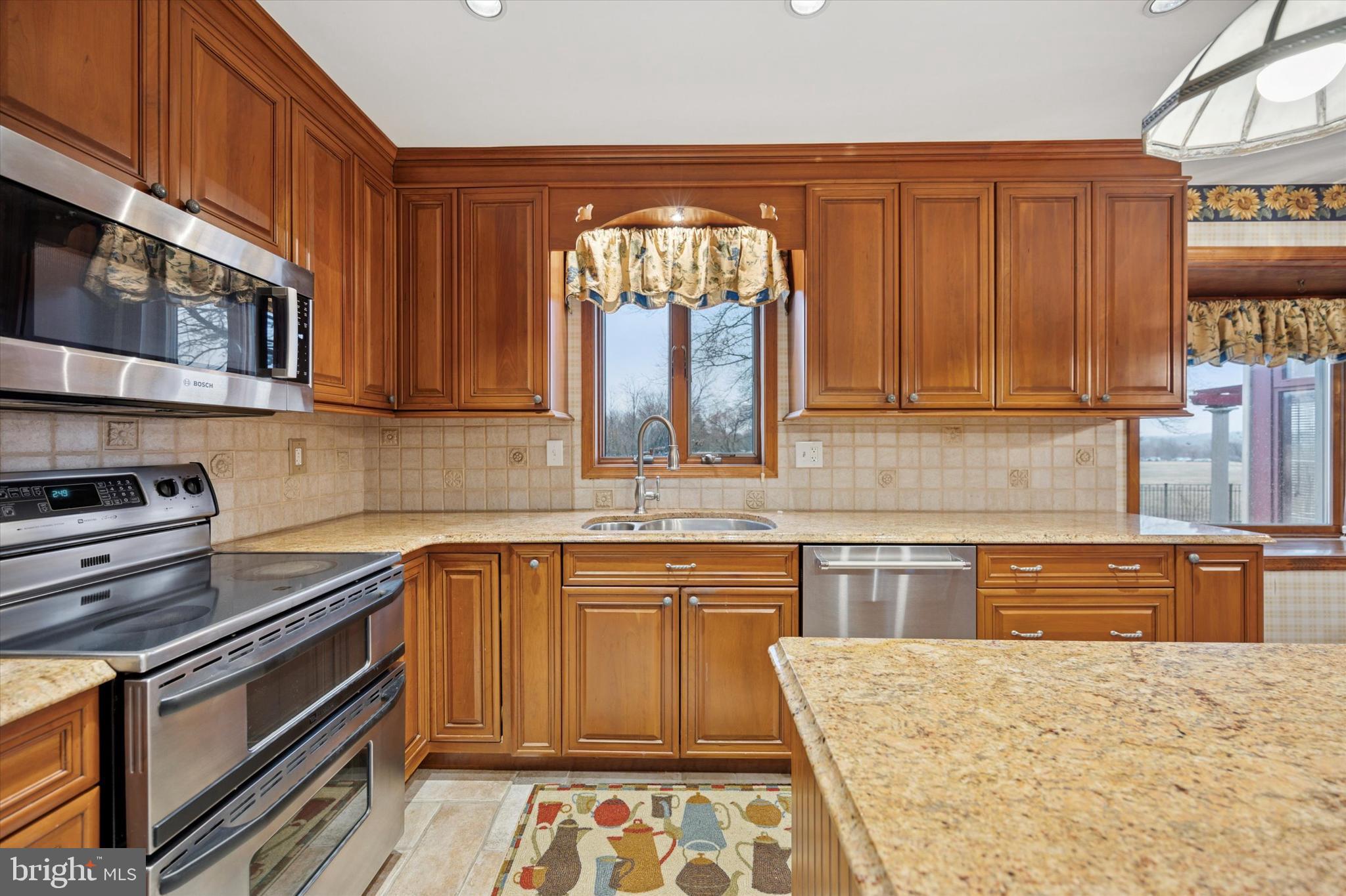 SOVEREIGN ESTATES - Residential