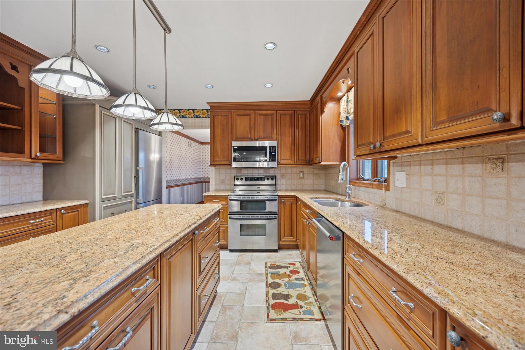 SOVEREIGN ESTATES - Residential