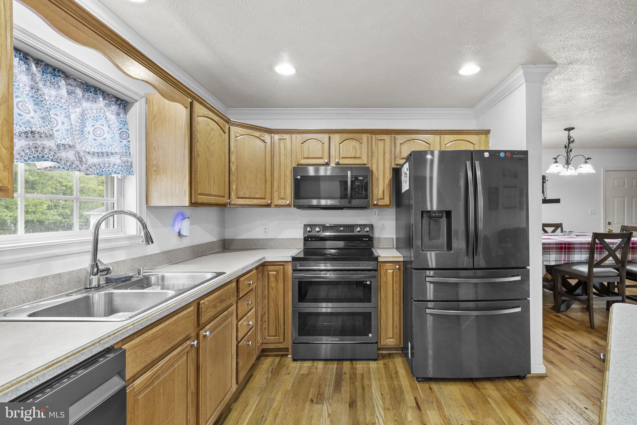 SYLVAN RUN ESTATES - Residential