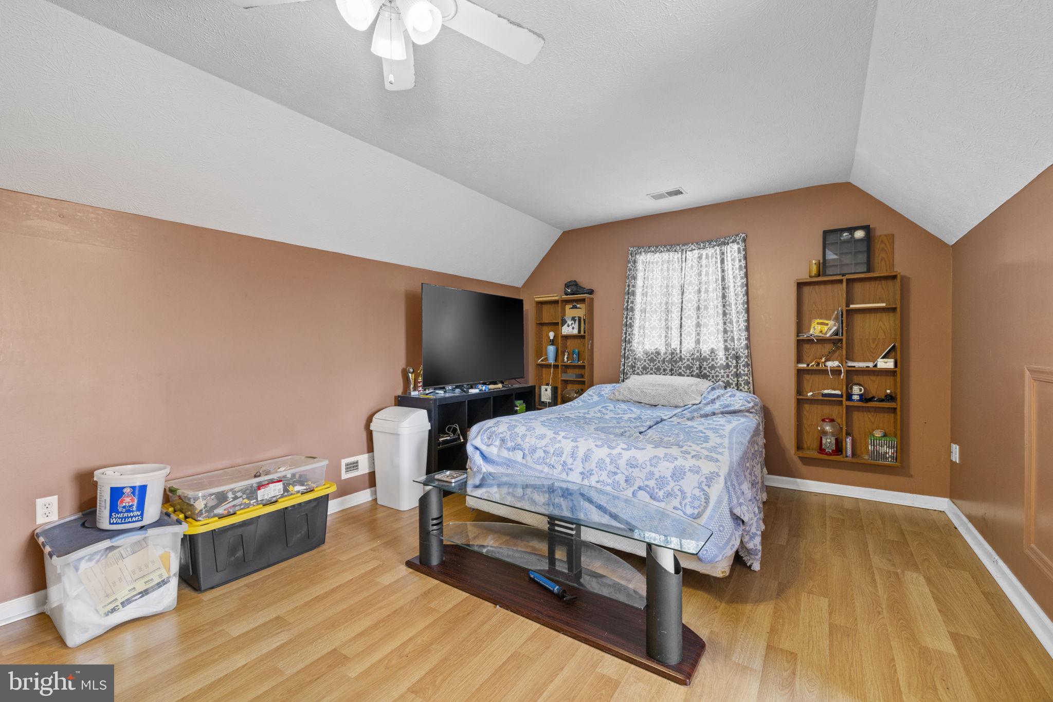 SYLVAN RUN ESTATES - Residential