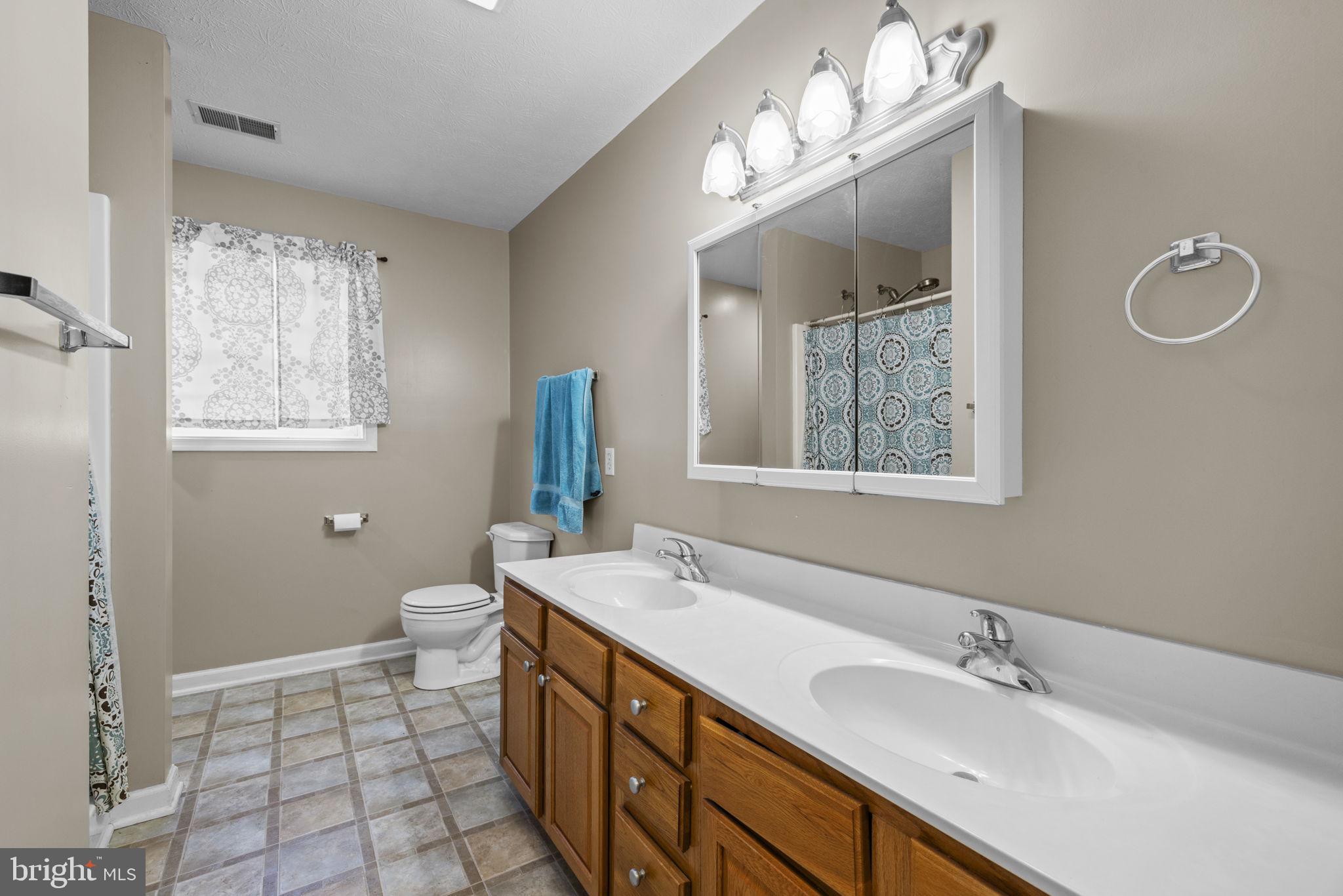 SYLVAN RUN ESTATES - Residential