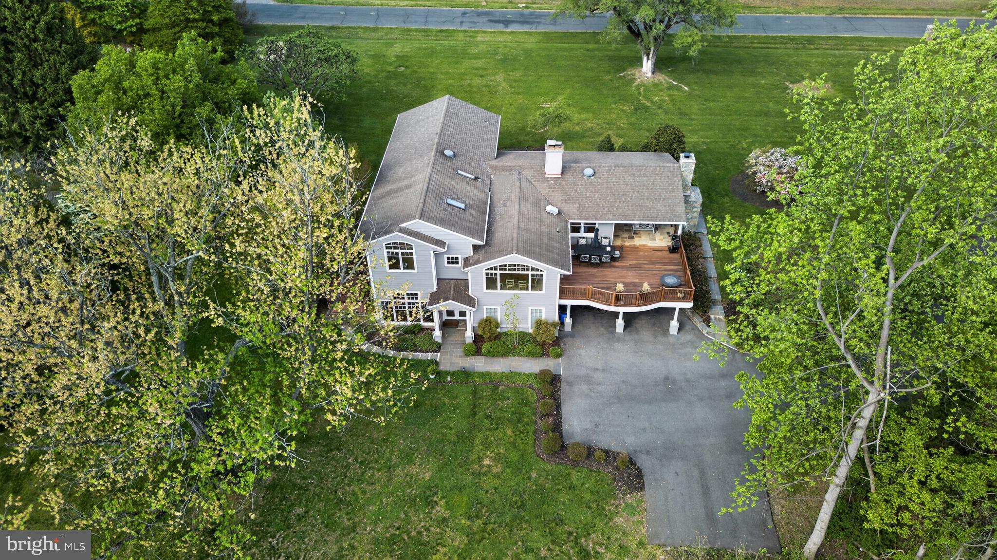 GLEN HILLS - Residential