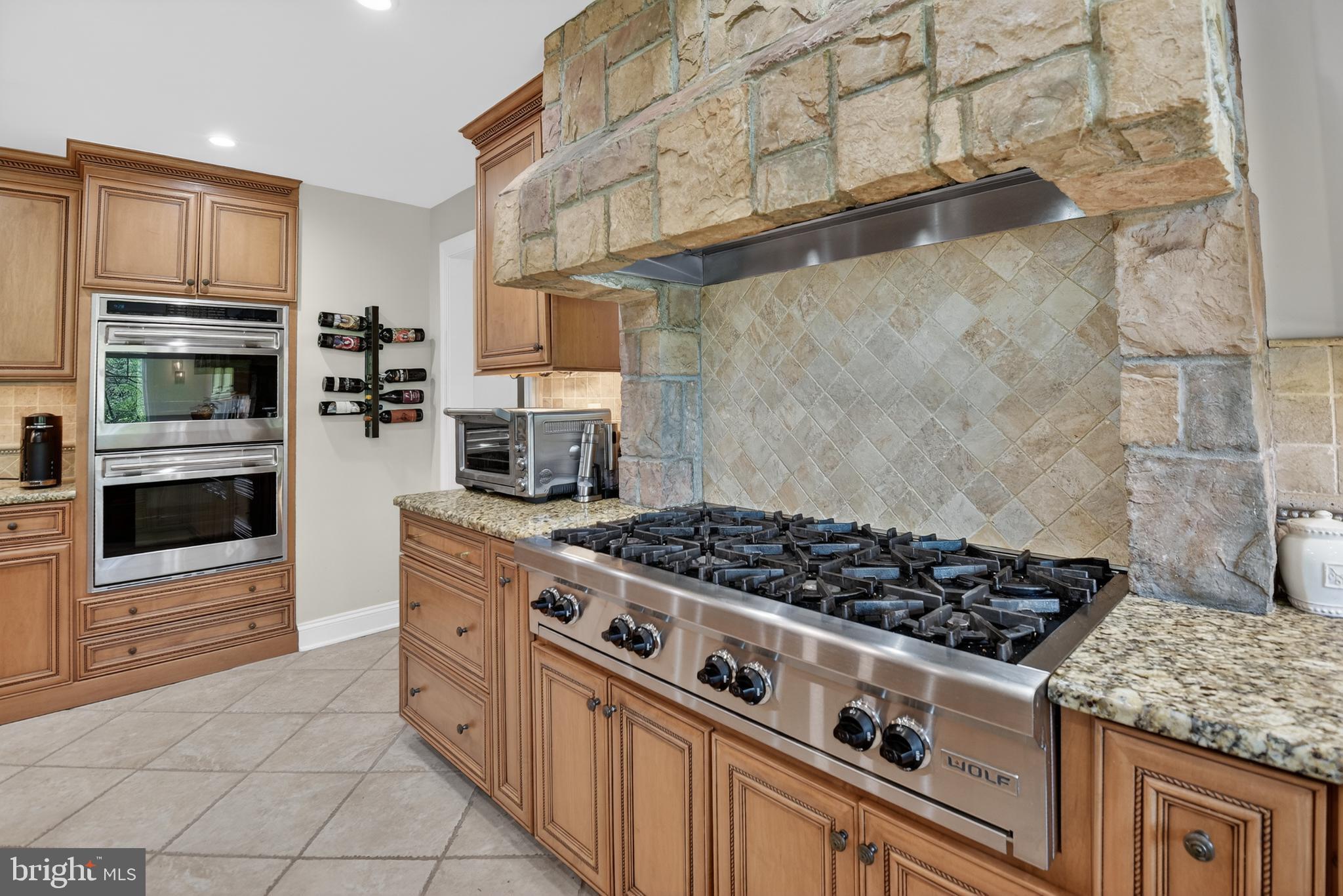 GLEN HILLS - Residential