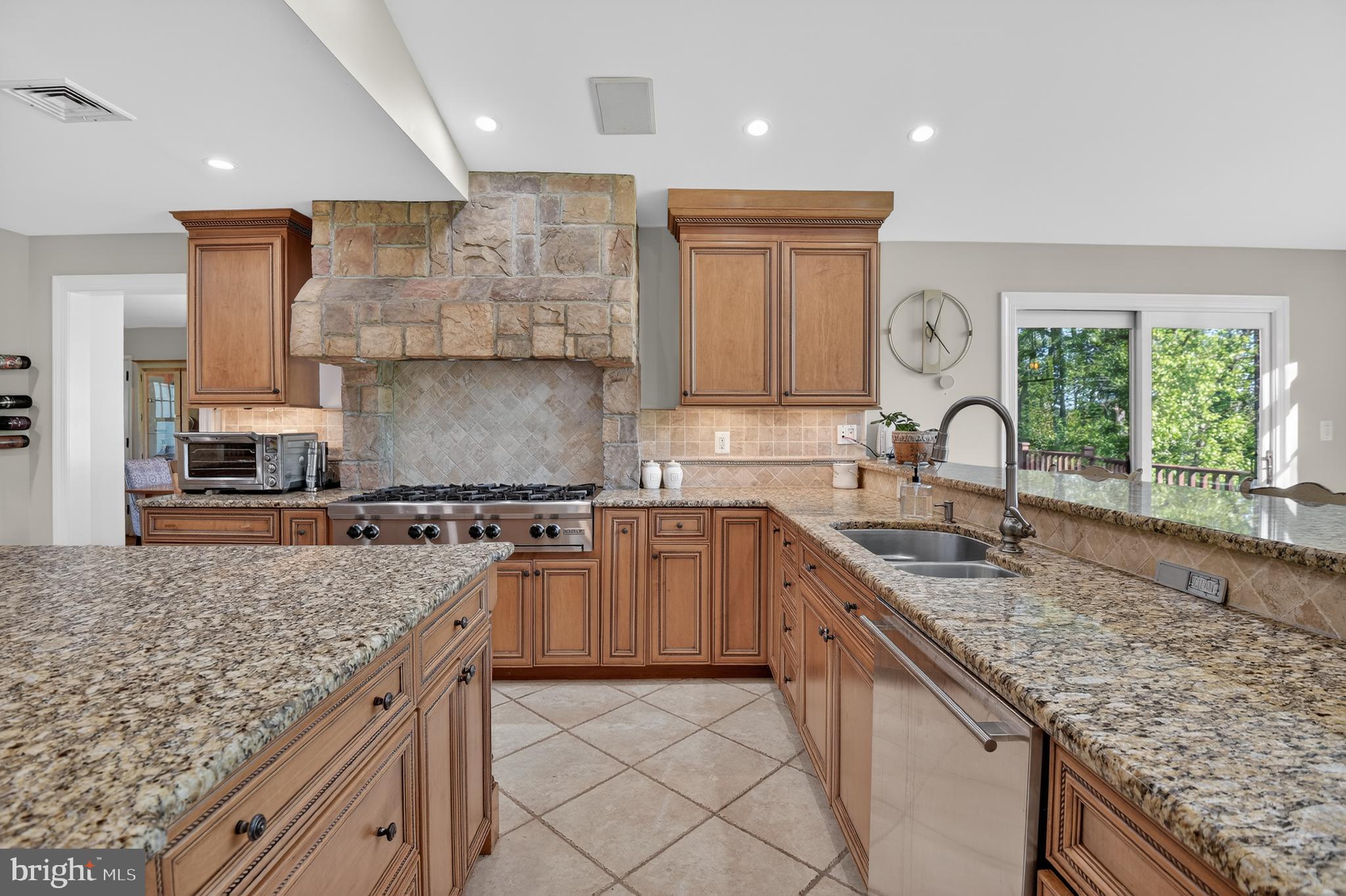GLEN HILLS - Residential
