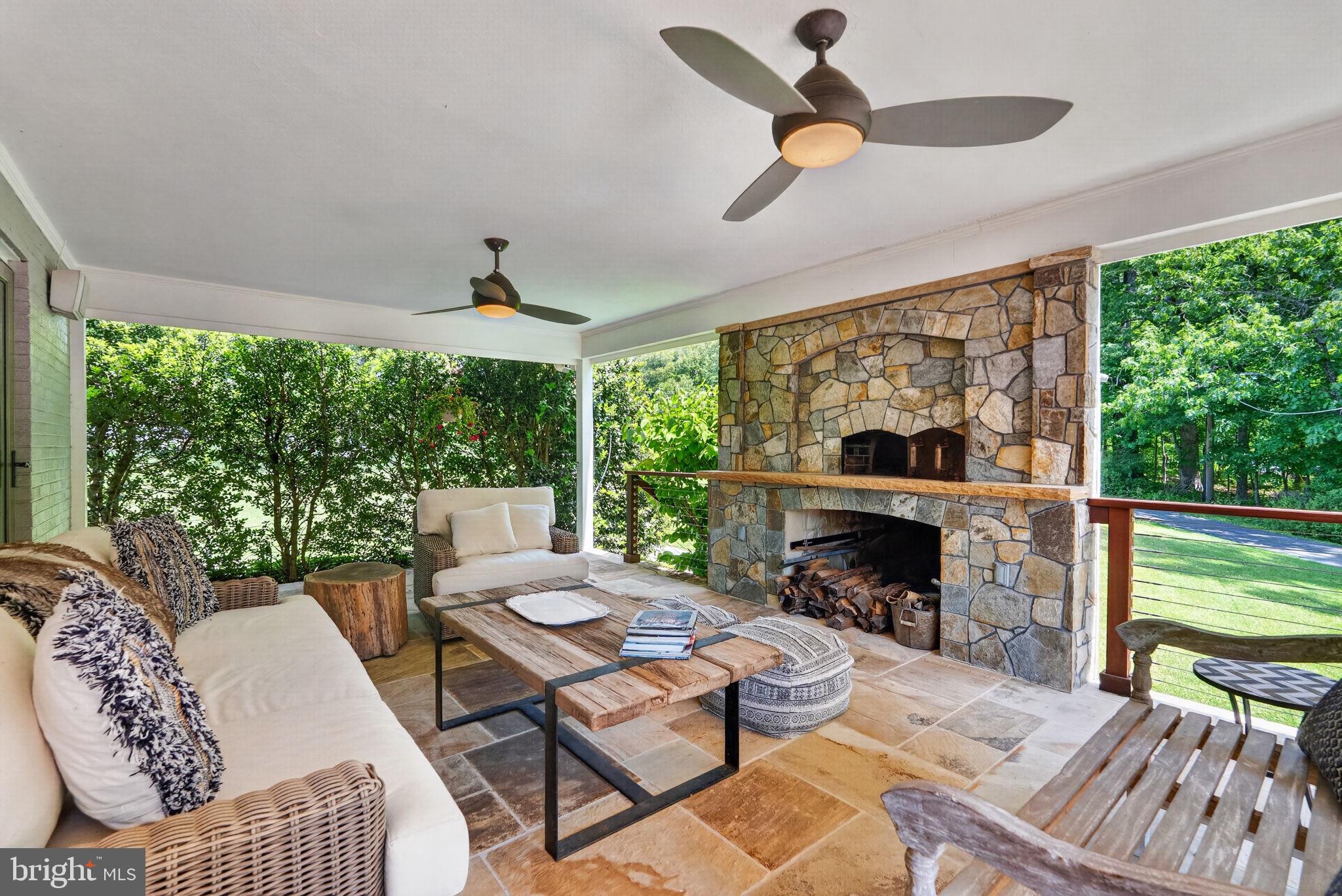 GLEN HILLS - Residential