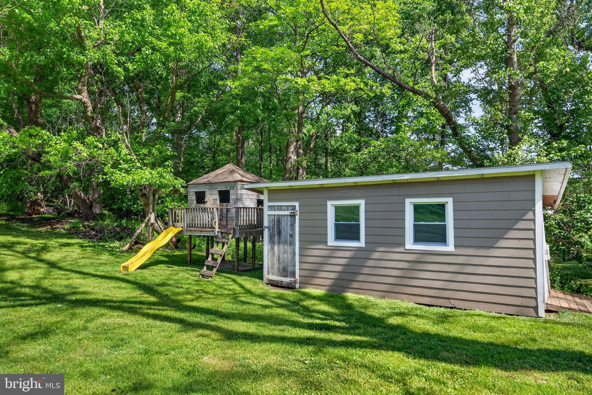 GLEN HILLS - Residential