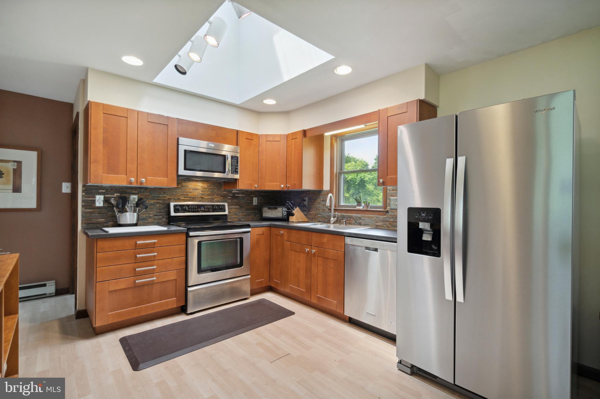 JOHNSON COMMONS - Residential