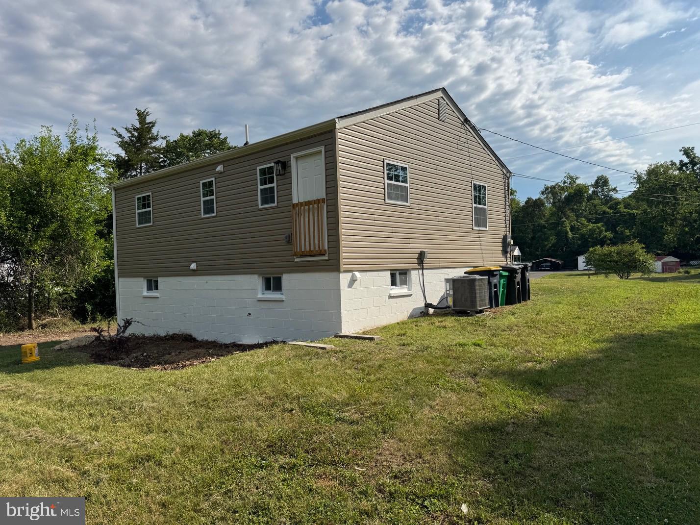 CLINTON GROVE - Residential