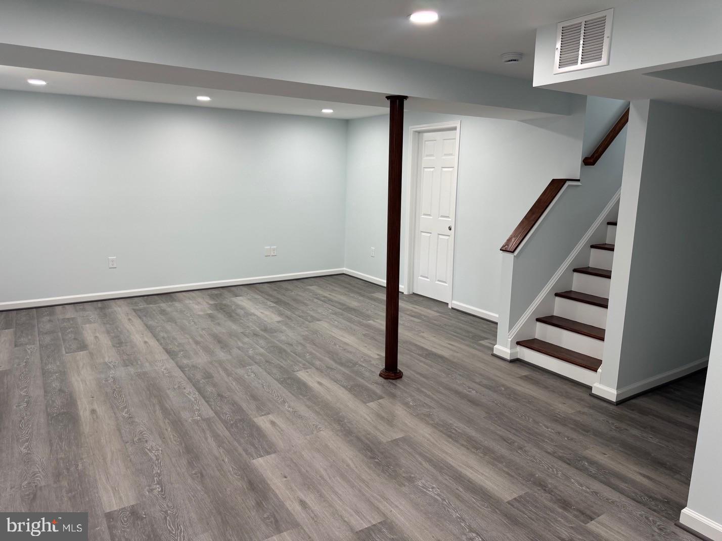 CLINTON GROVE - Residential