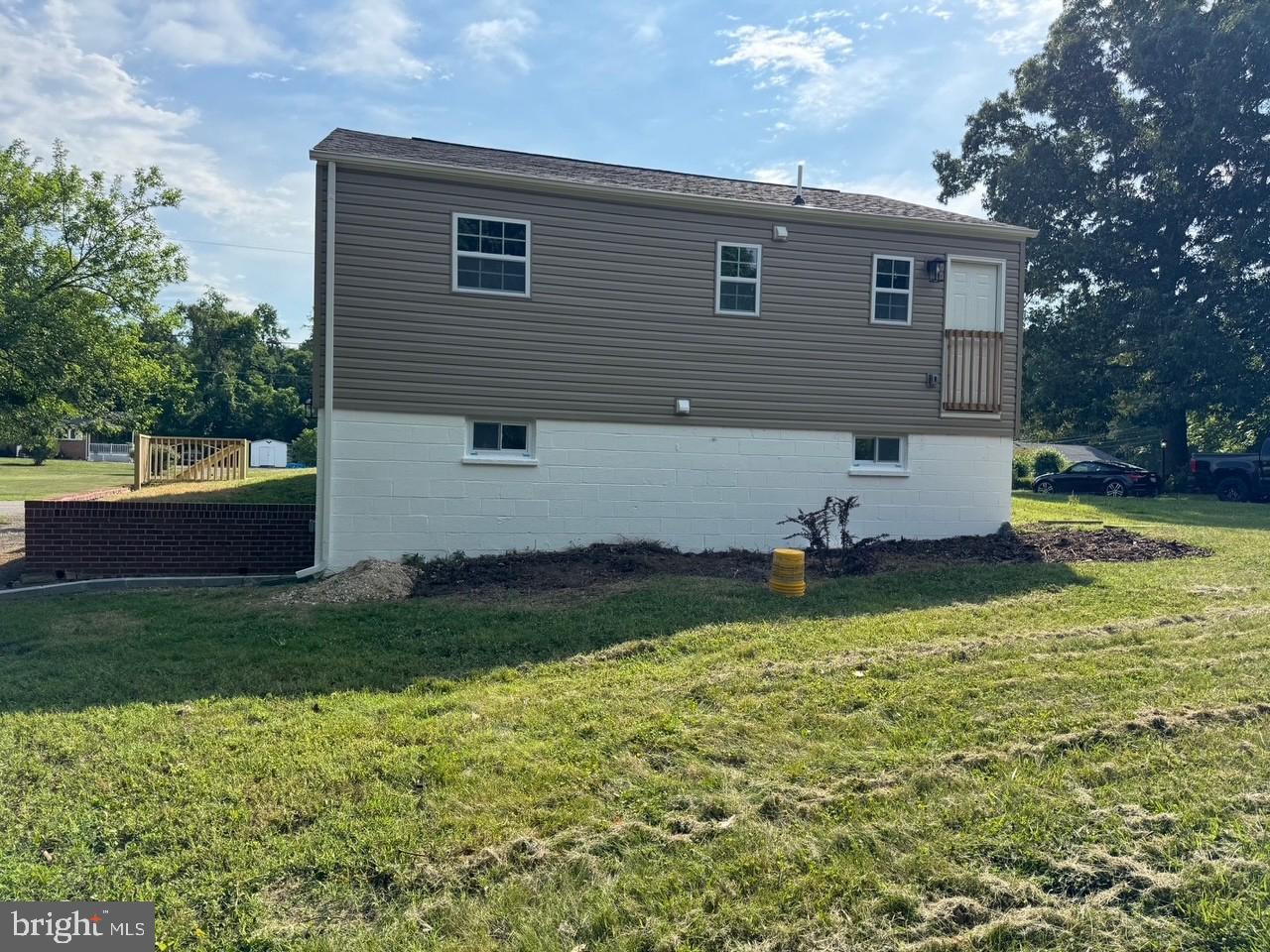 CLINTON GROVE - Residential