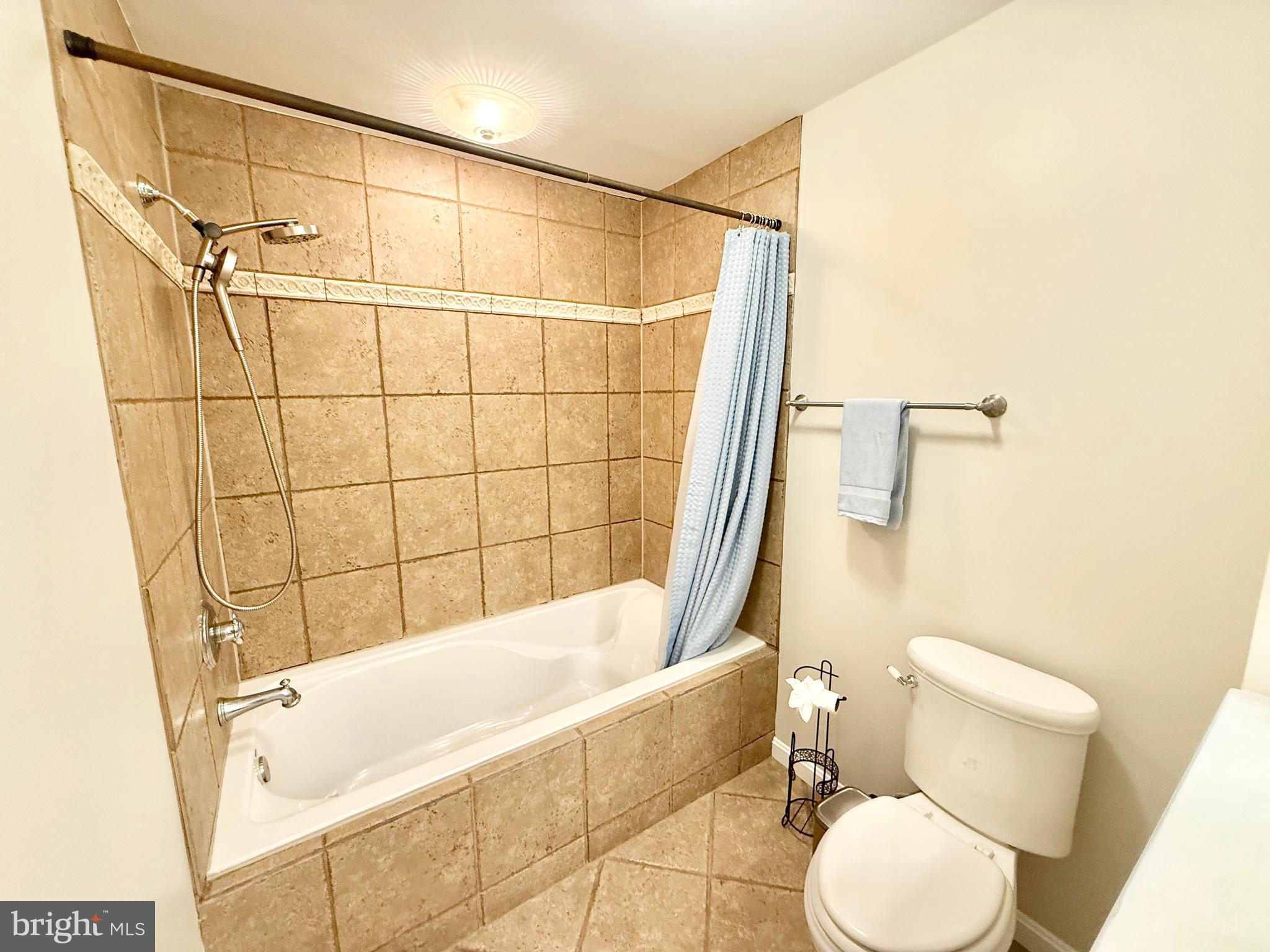 AQUIA HARBOUR - Residential