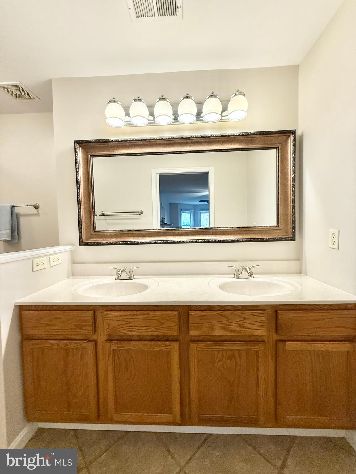 AQUIA HARBOUR - Residential