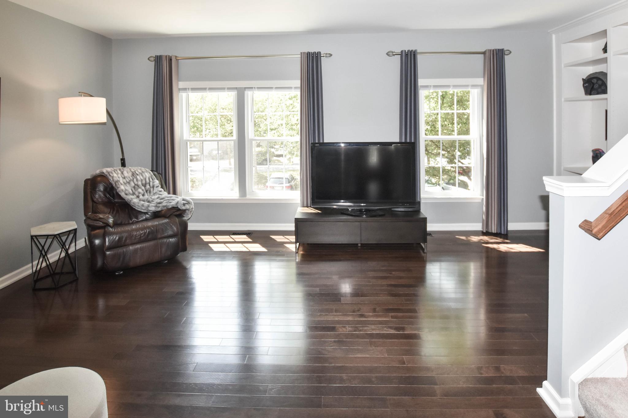 SOUTH RIDING - Residential