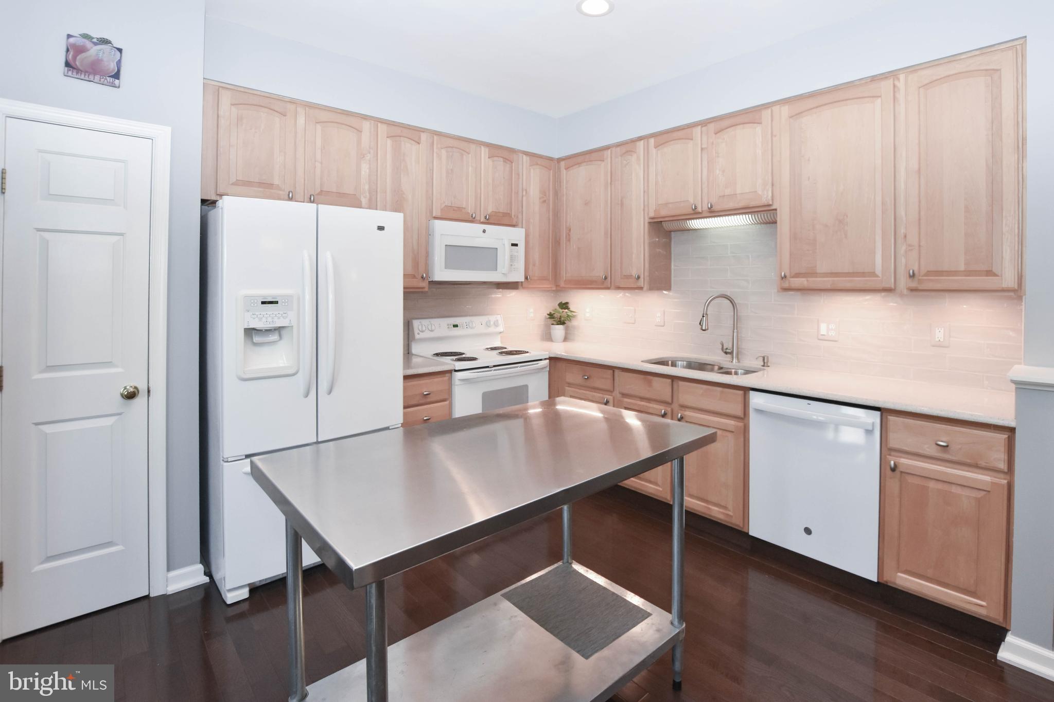 SOUTH RIDING - Residential