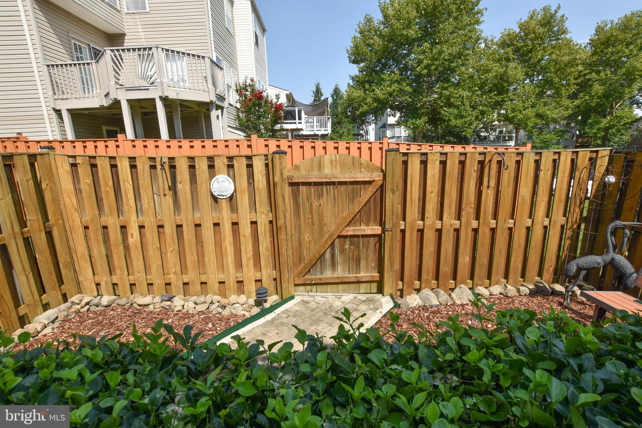 SOUTH RIDING - Residential