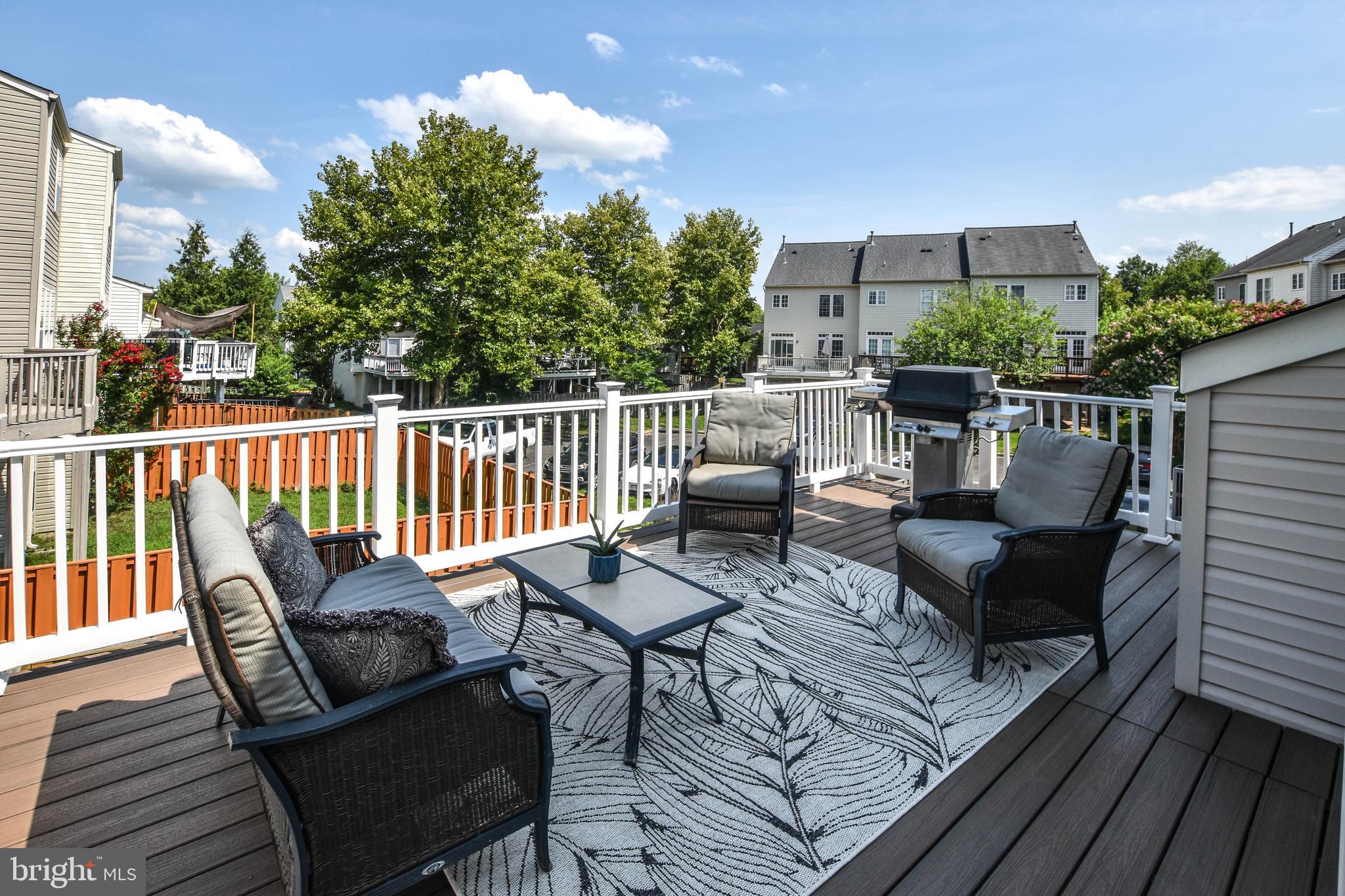 SOUTH RIDING - Residential