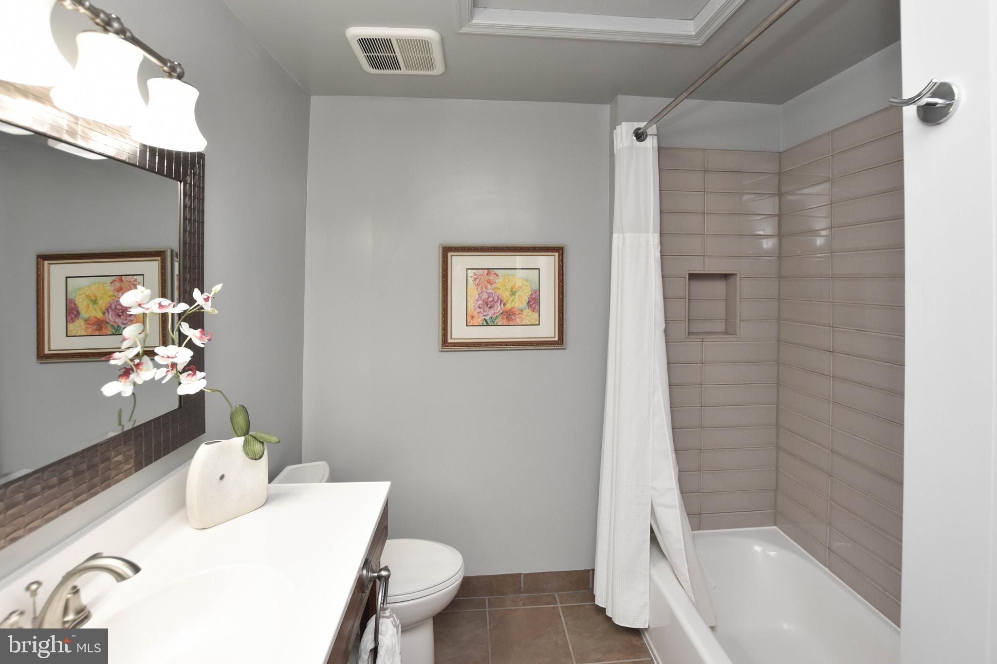 SOUTH RIDING - Residential