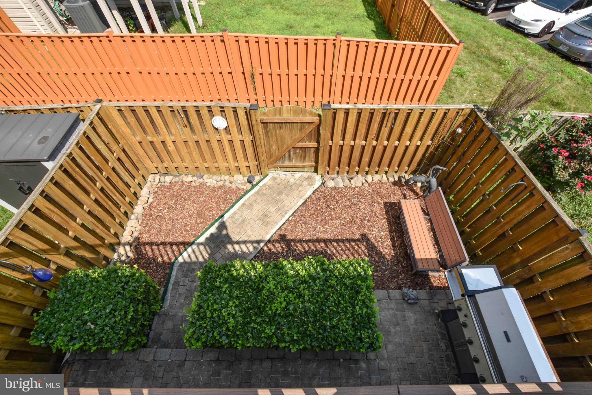 SOUTH RIDING - Residential