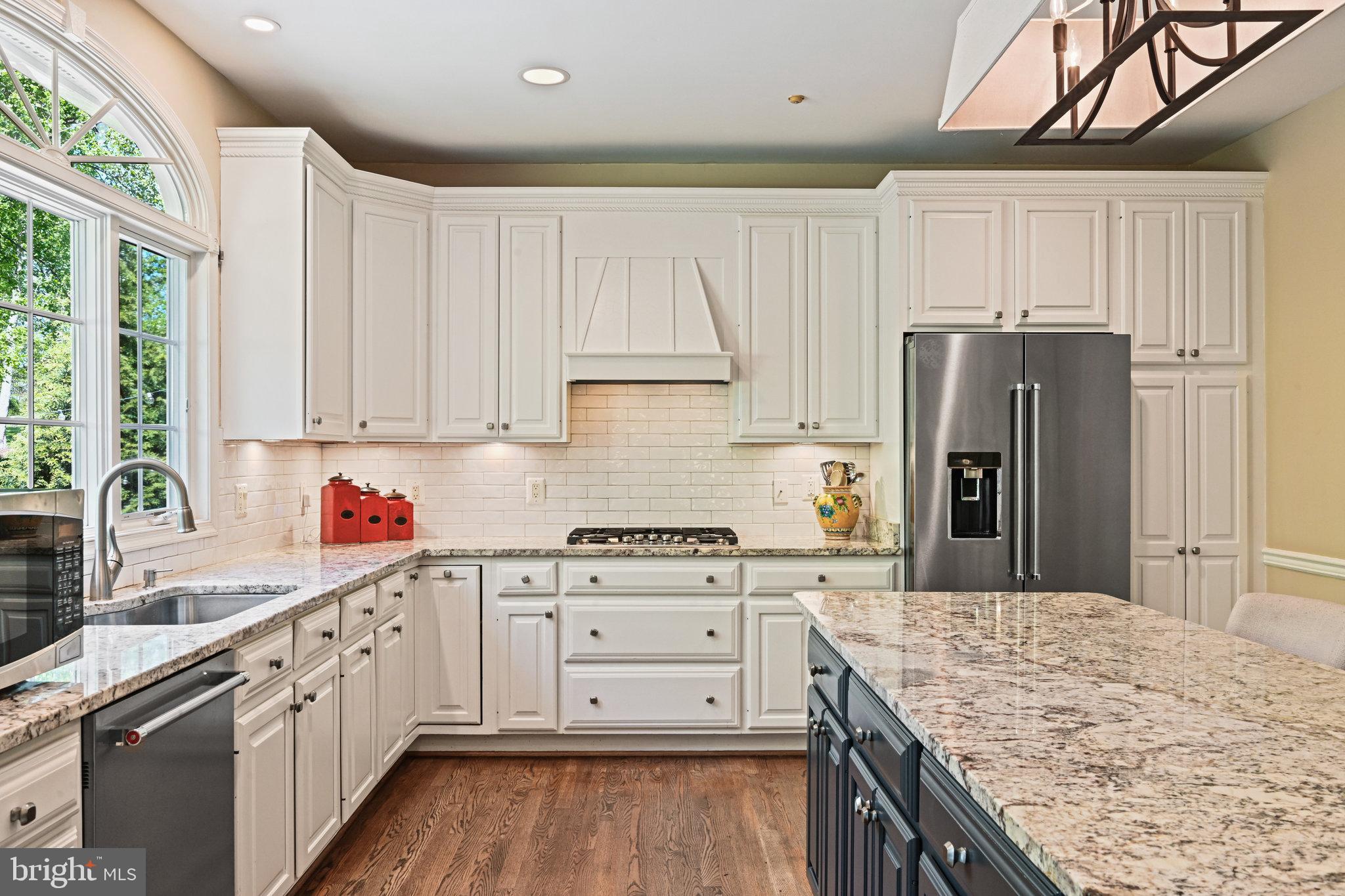 HUNTERBROOKE - Residential