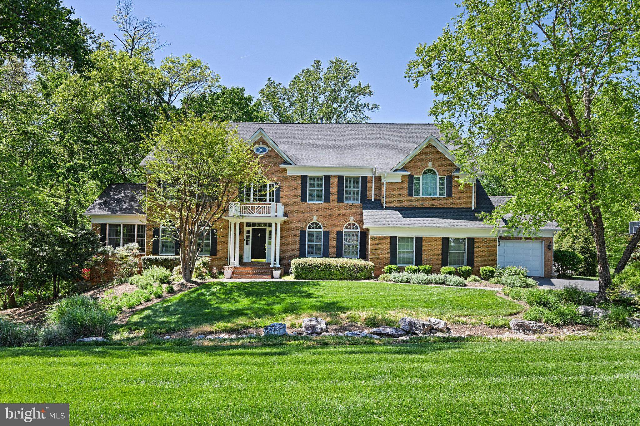 HUNTERBROOKE - Residential