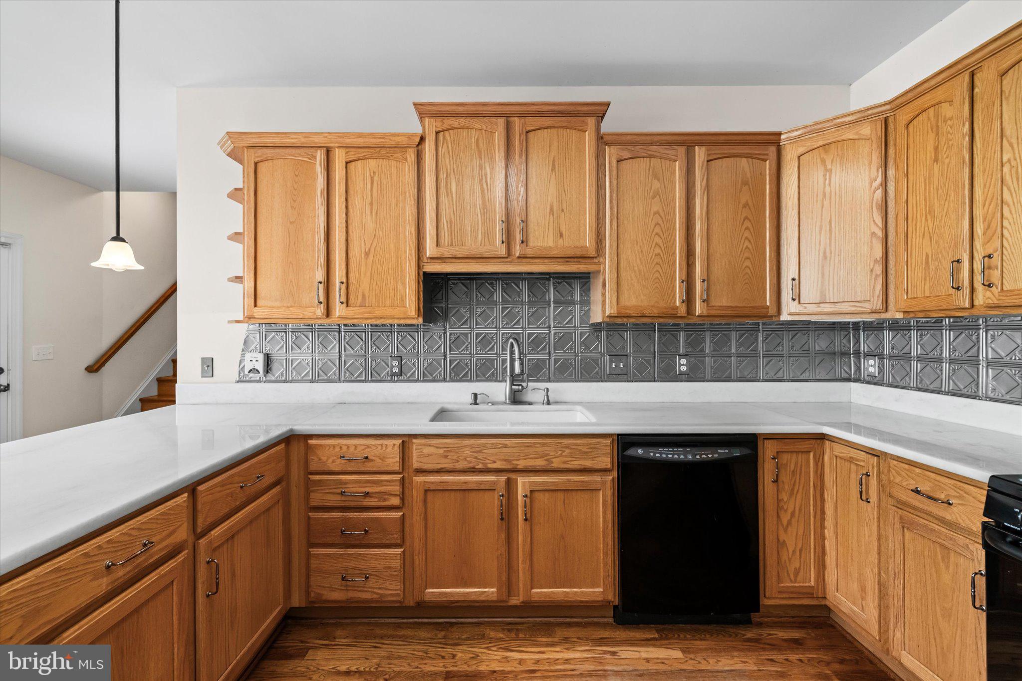 ANDERSON MILL - Residential