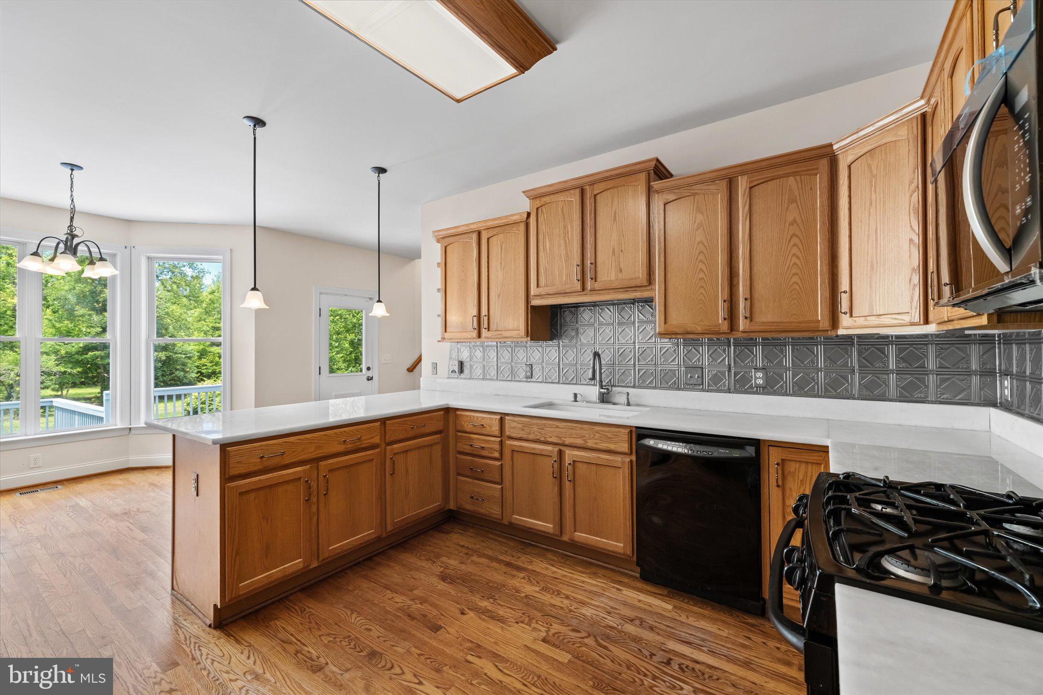 ANDERSON MILL - Residential