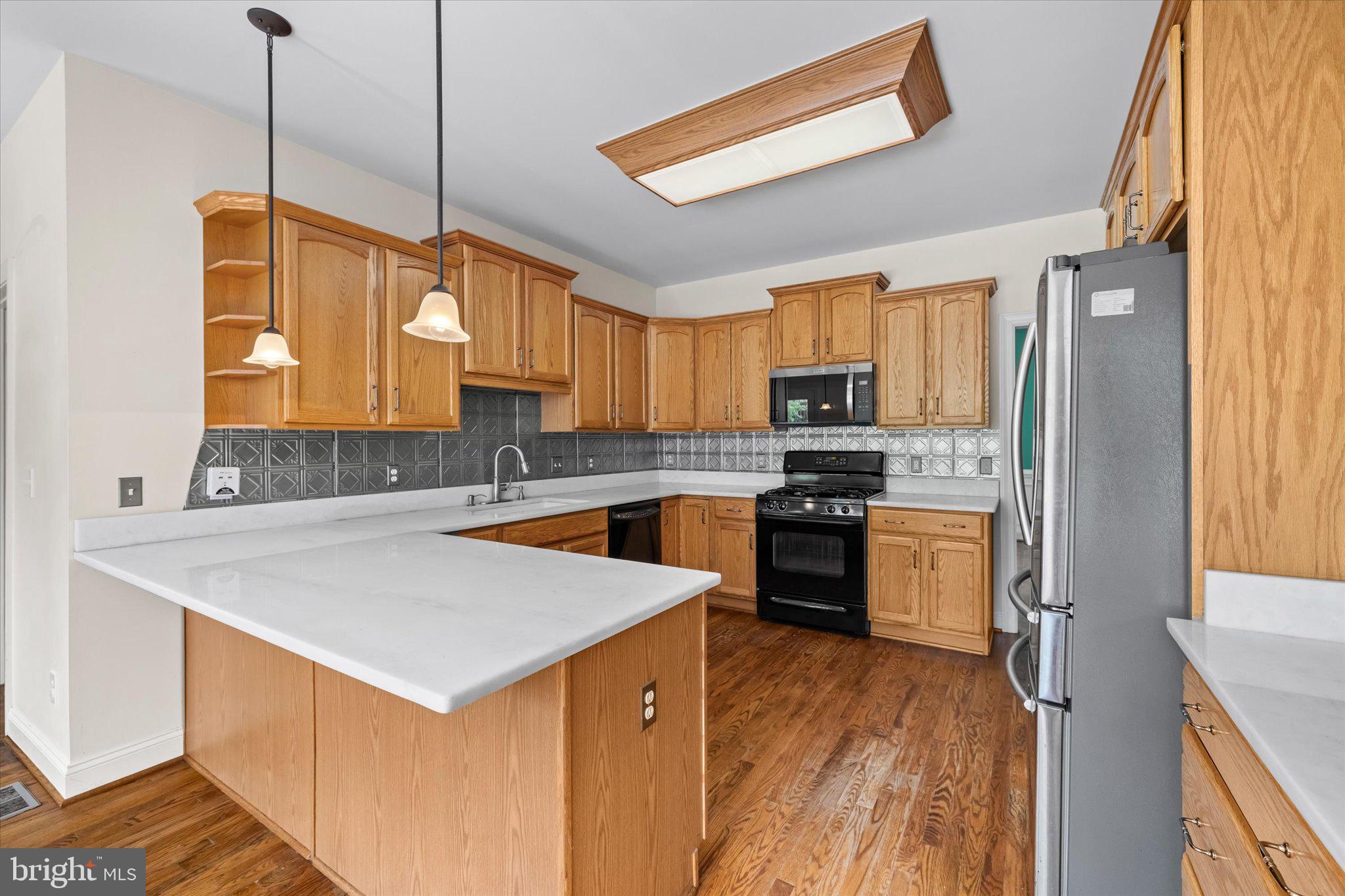 ANDERSON MILL - Residential