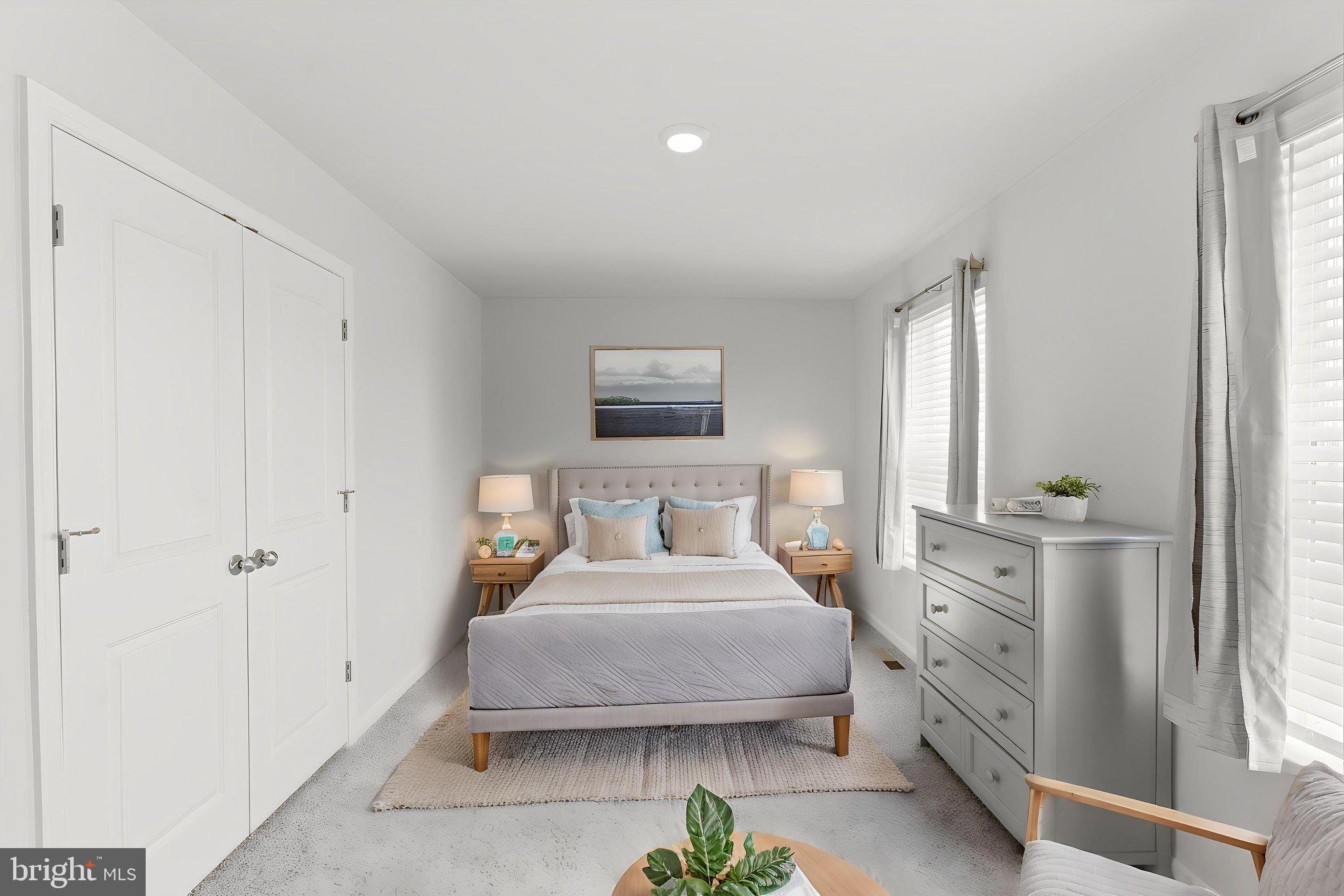 RED HILL - Residential