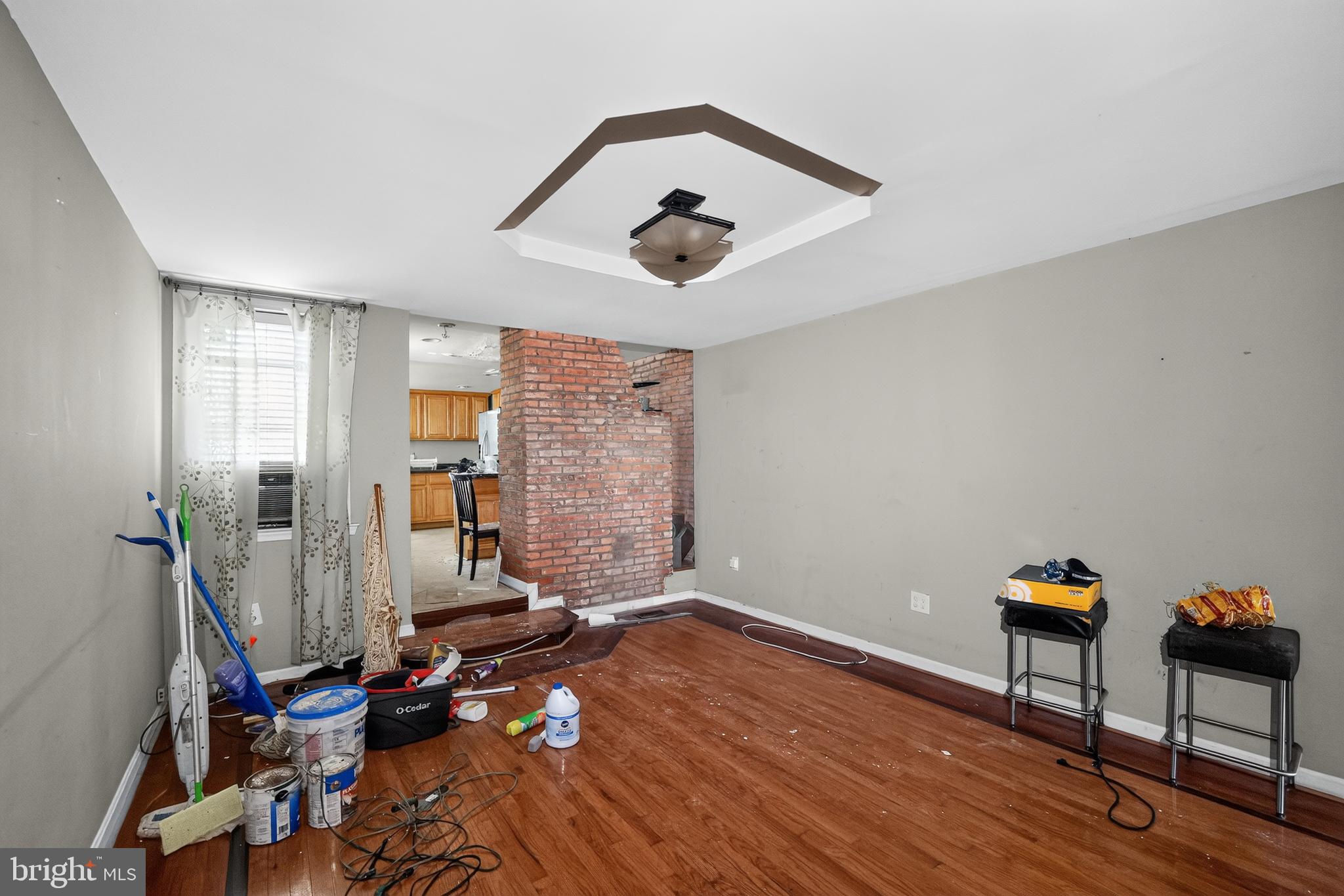 BUTCHERS HILL - Residential Income