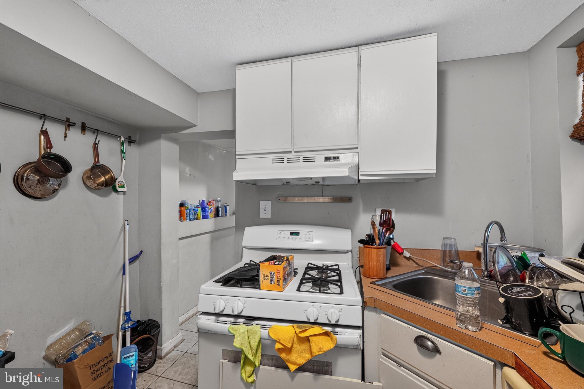 BUTCHERS HILL - Residential Income