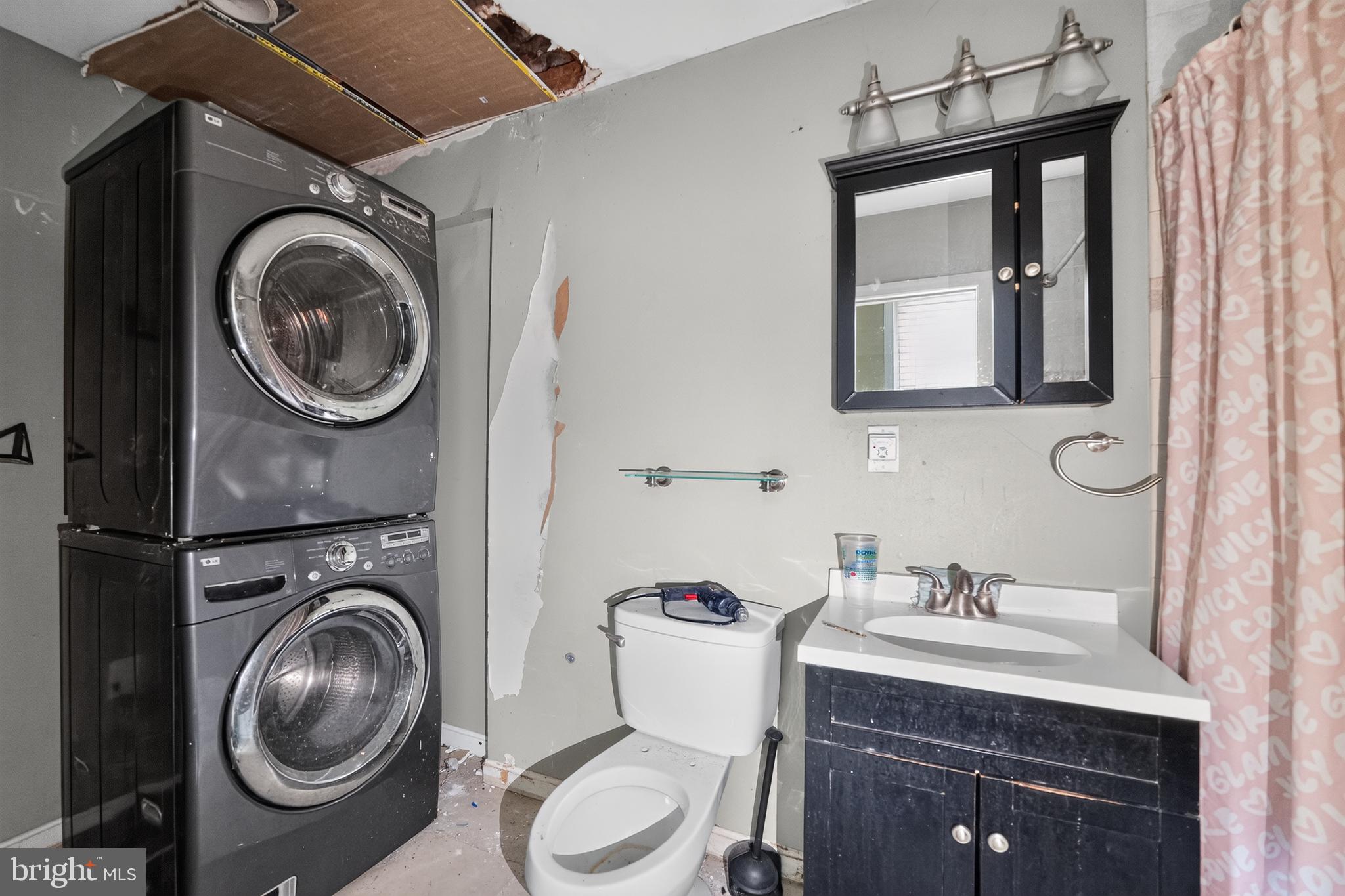 BUTCHERS HILL - Residential Income