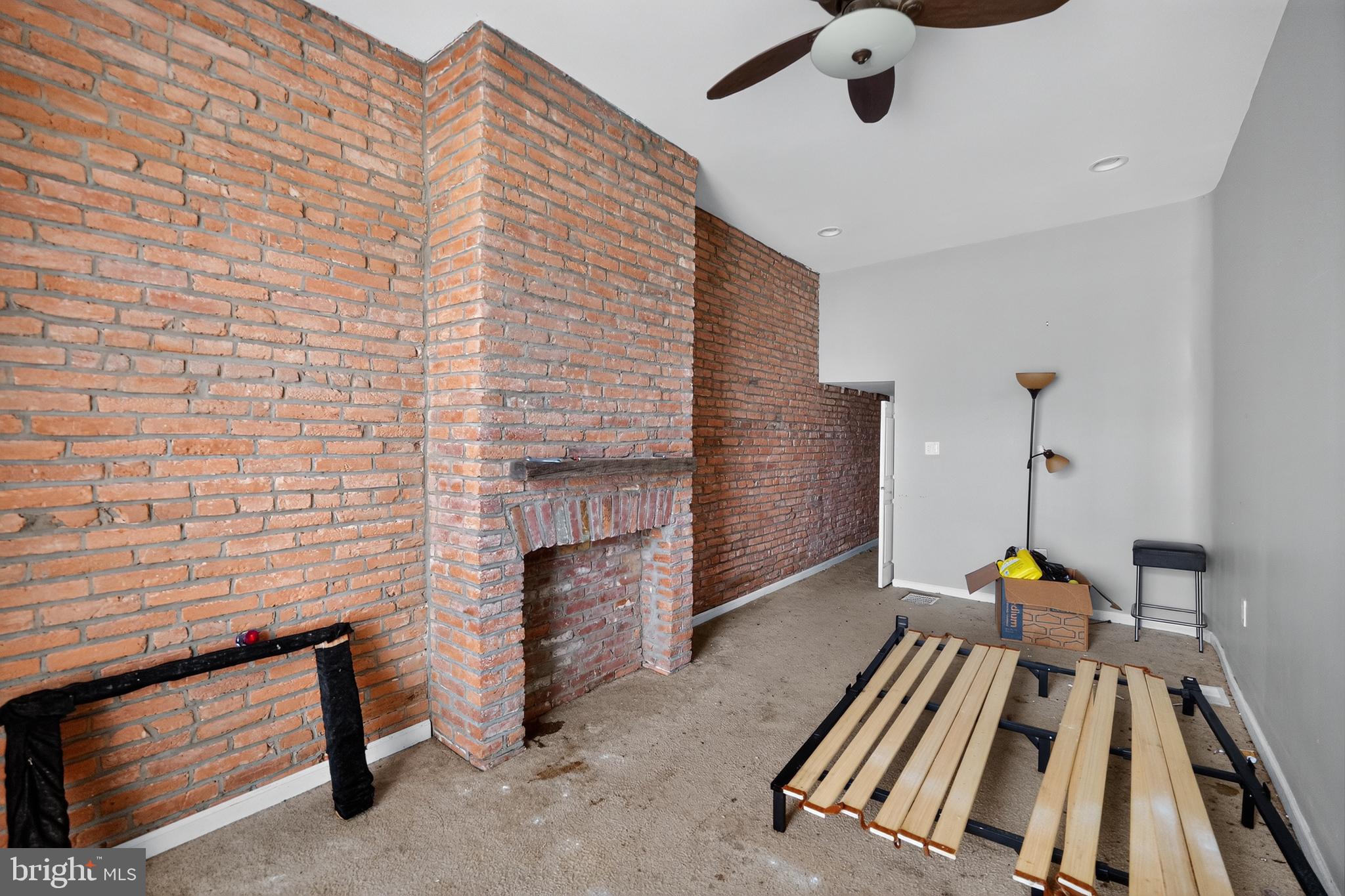 BUTCHERS HILL - Residential Income