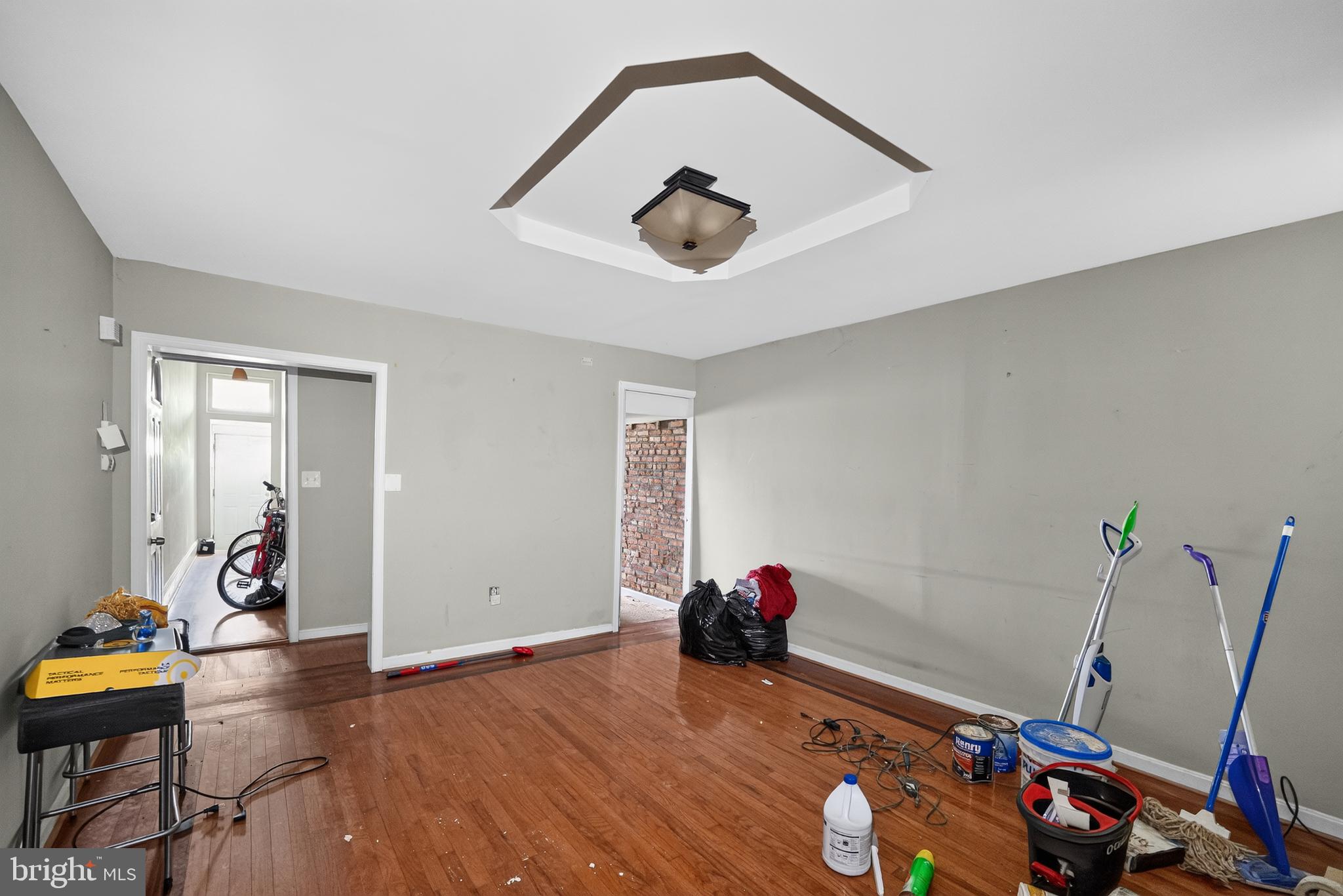 BUTCHERS HILL - Residential Income