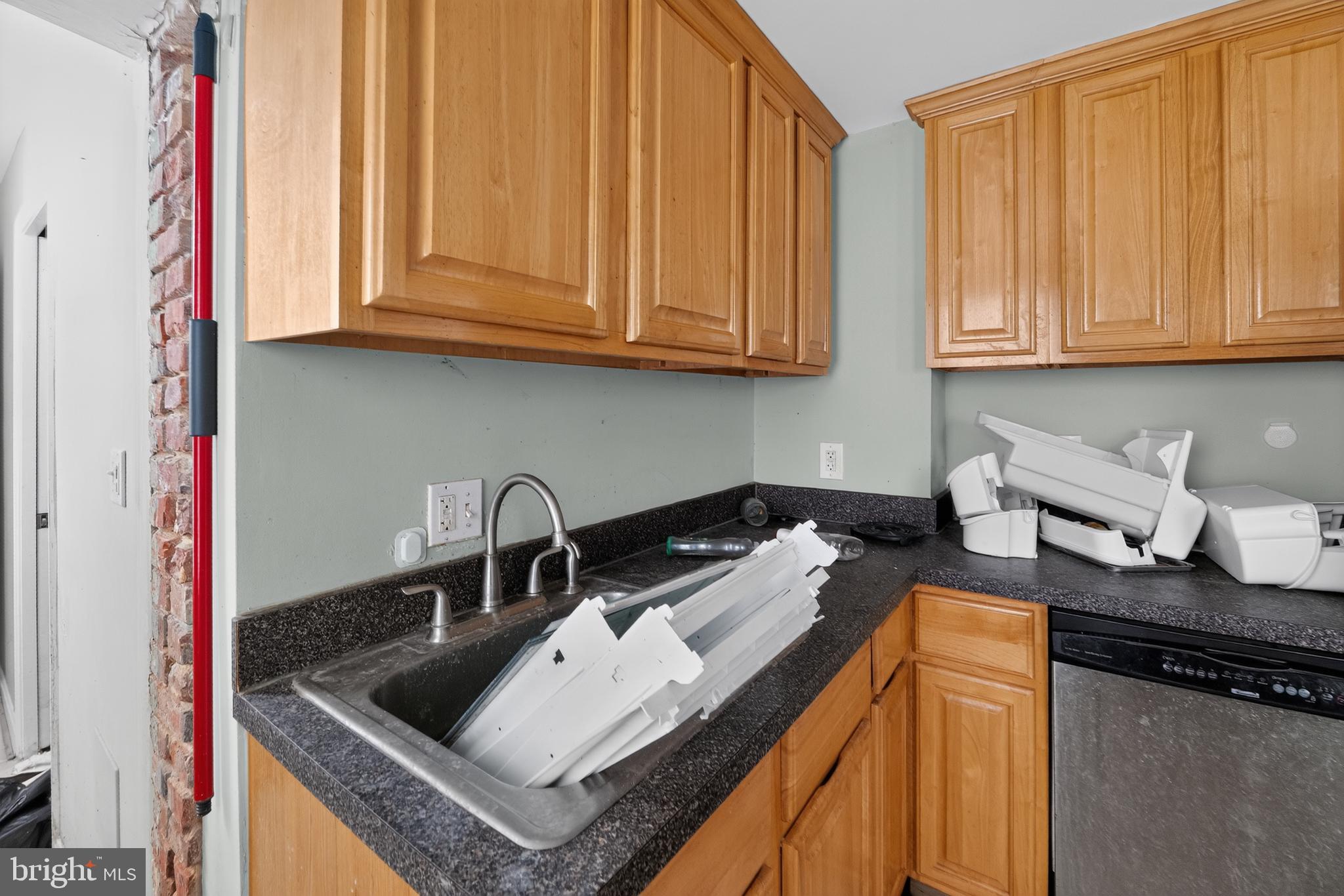 BUTCHERS HILL - Residential Income