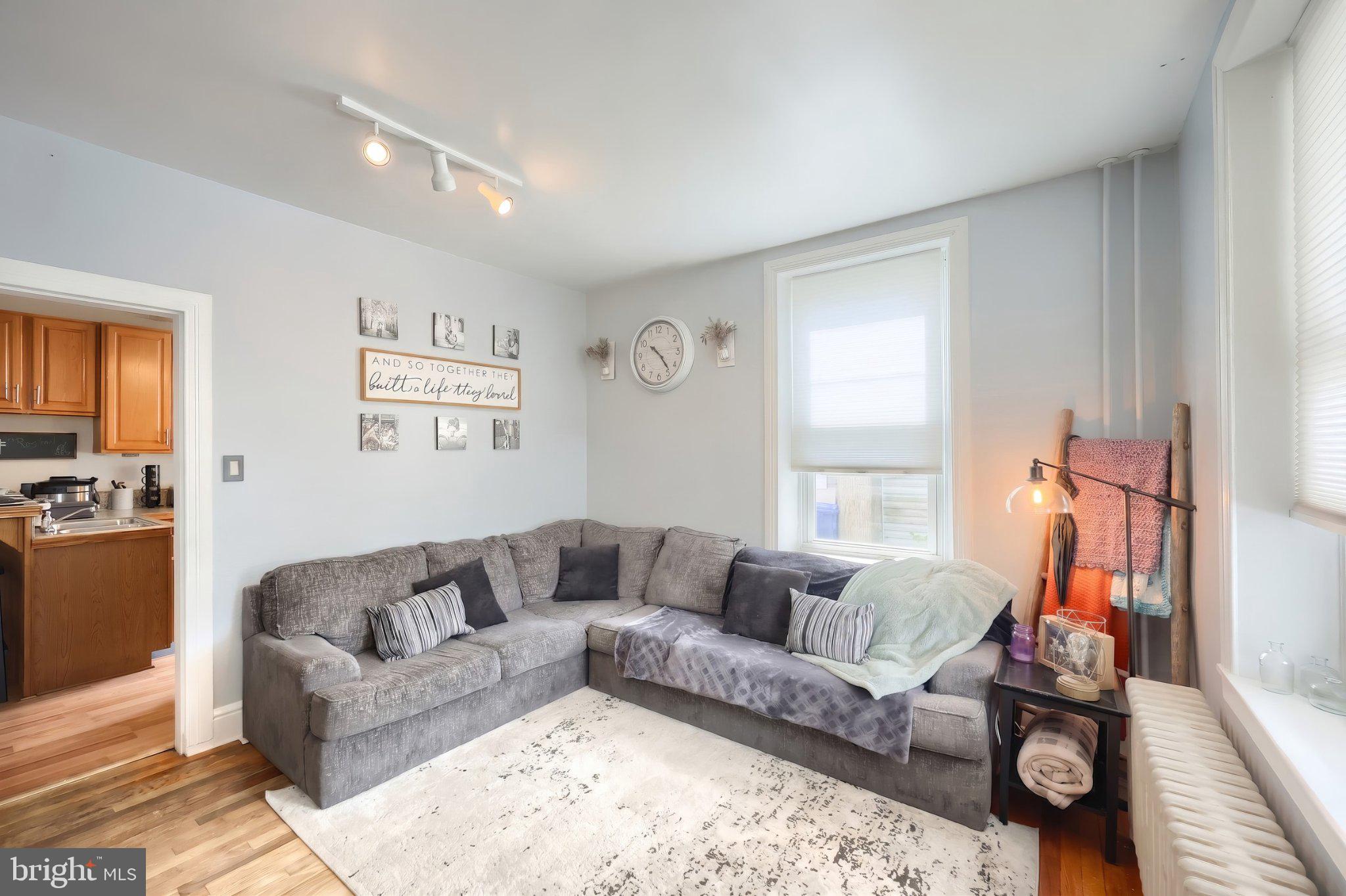 PLEASUREVILLE - Residential