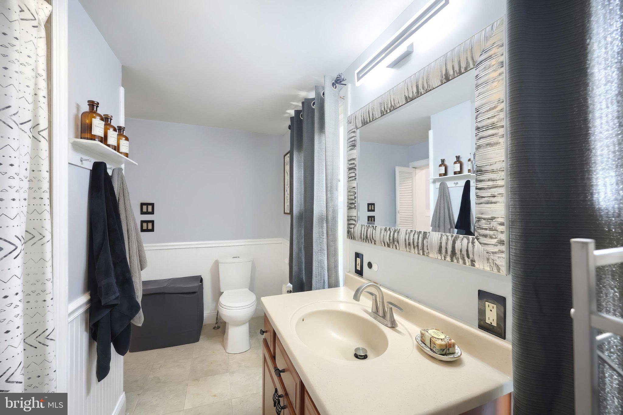 PLEASUREVILLE - Residential