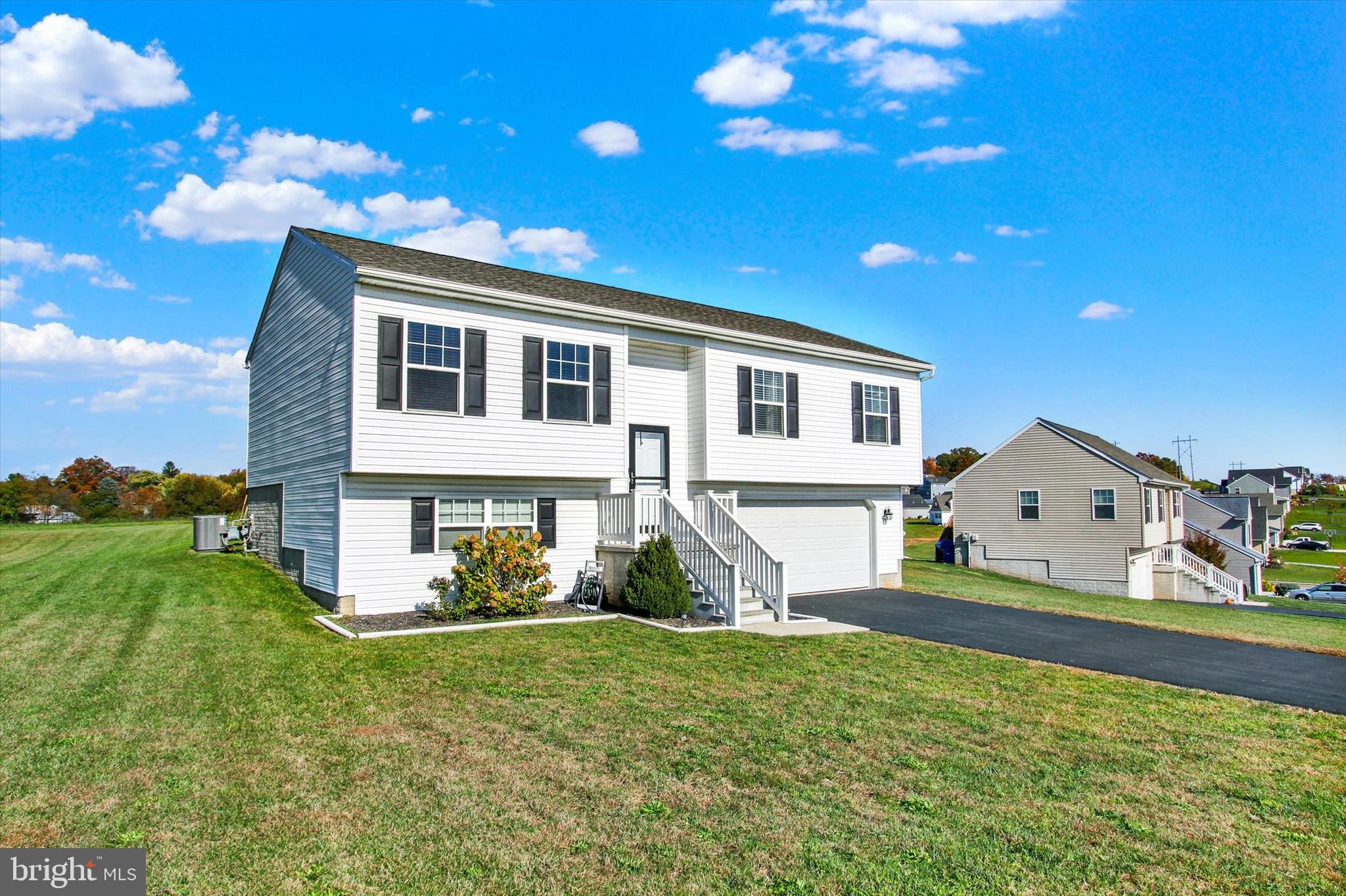 FARM LANE ESTATES - Residential